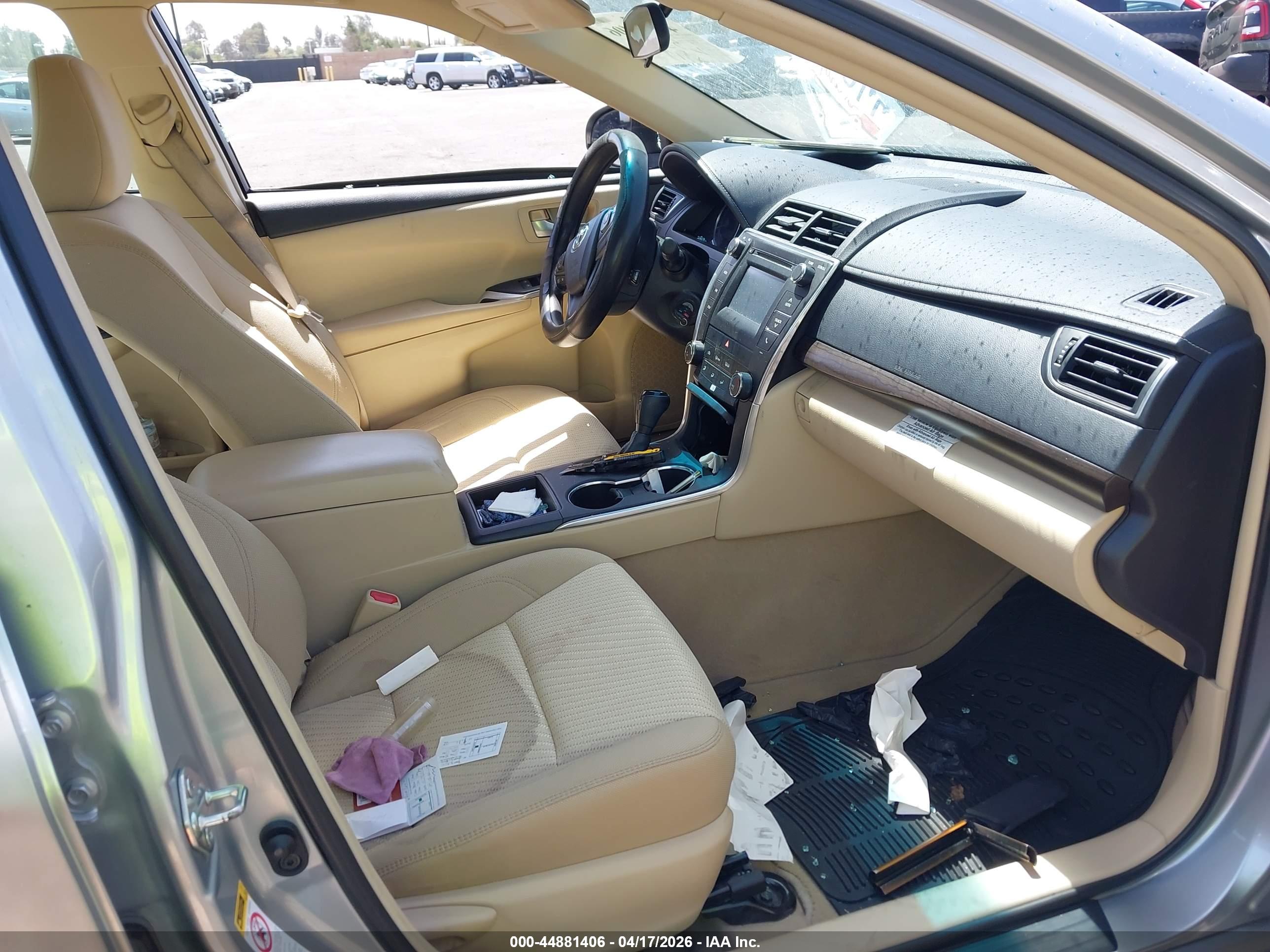 TOYOTA CAMRY image 5