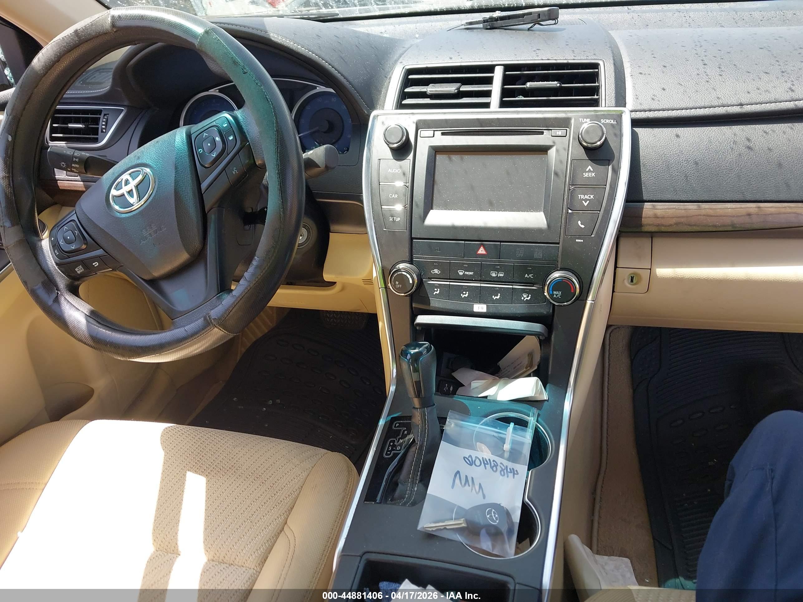 TOYOTA CAMRY image 6