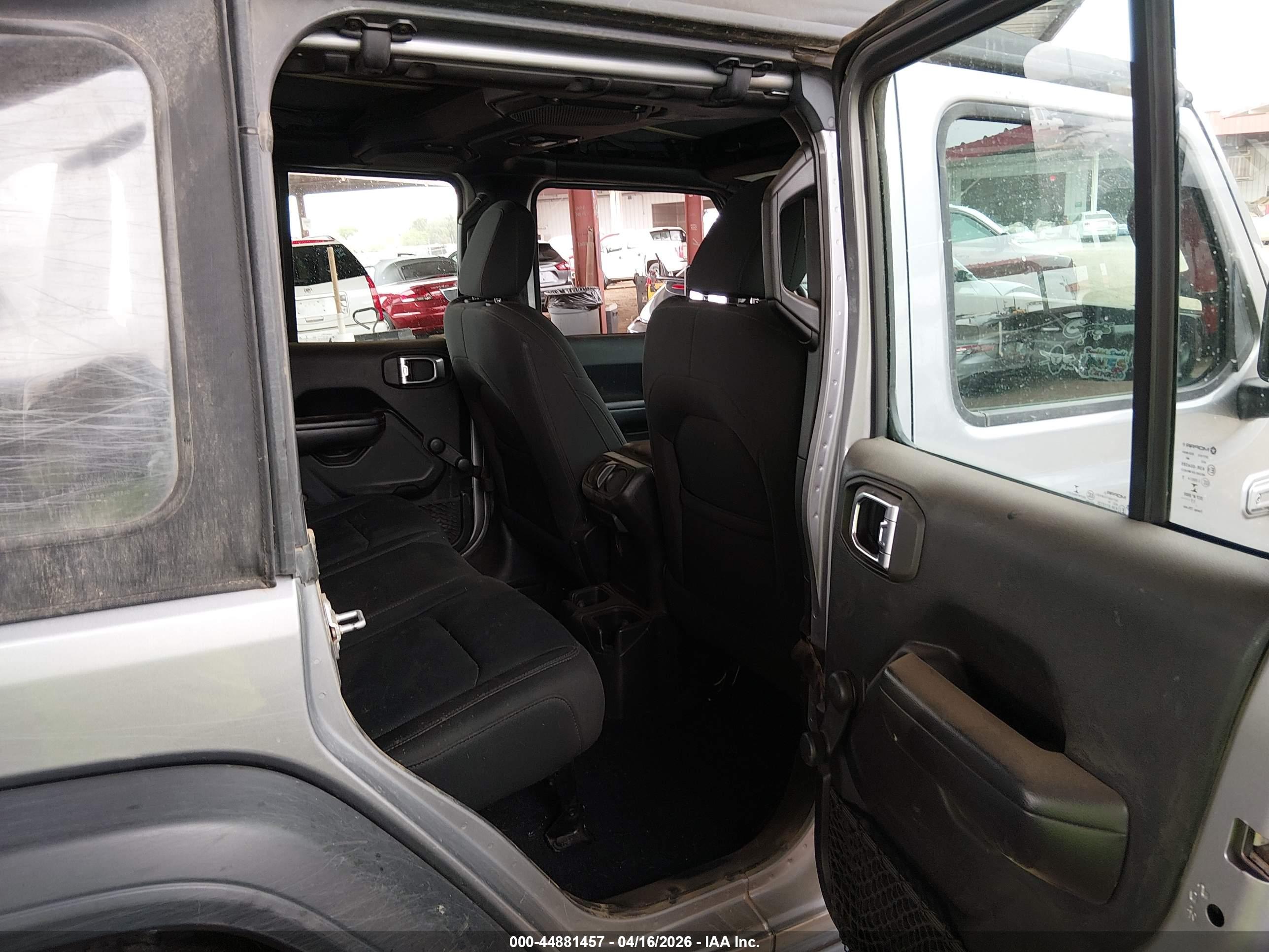 JEEP WRANGLER image 8