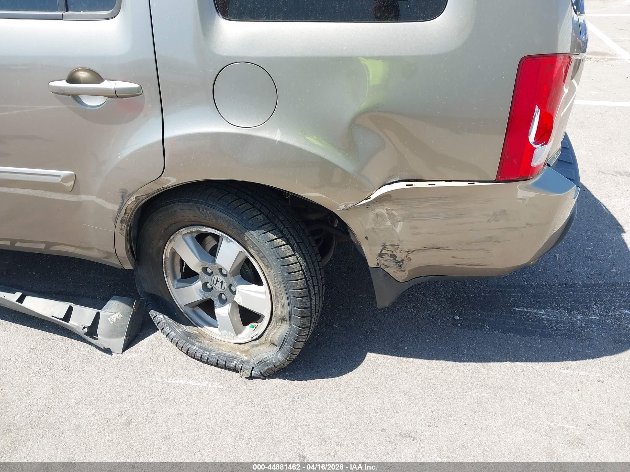 HONDA PILOT image 6