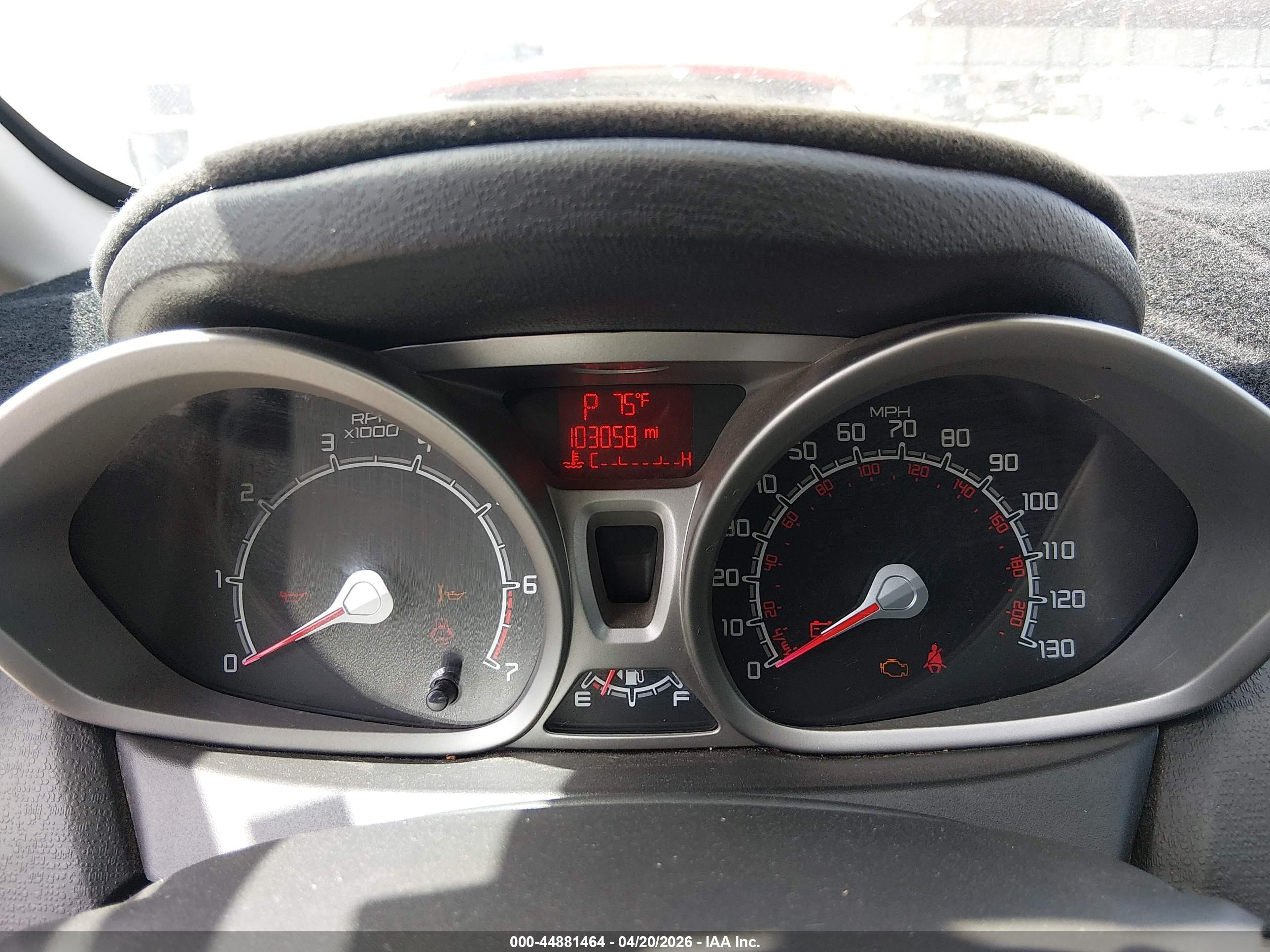 FORD FIESTA image 7