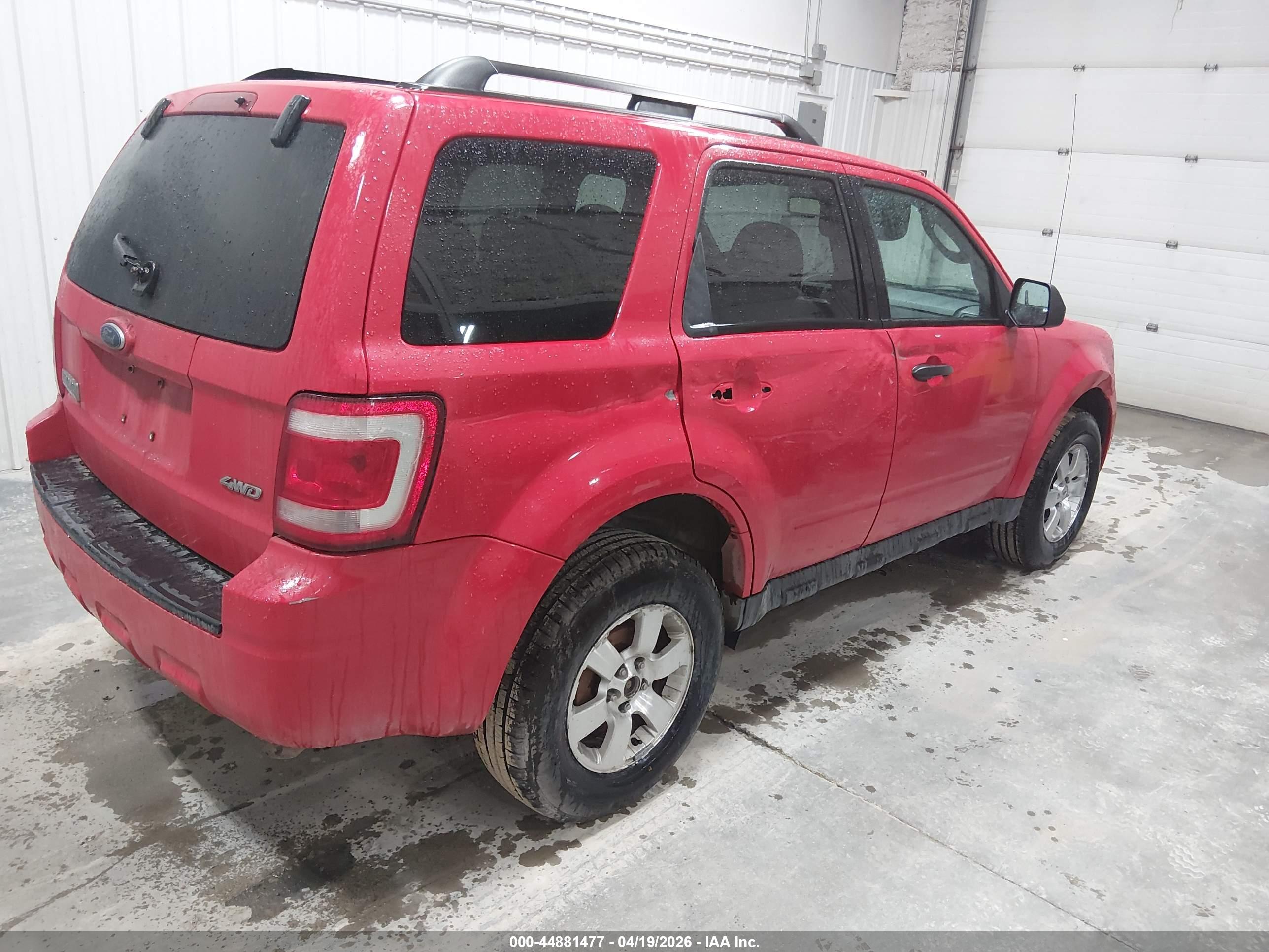 FORD ESCAPE image 4
