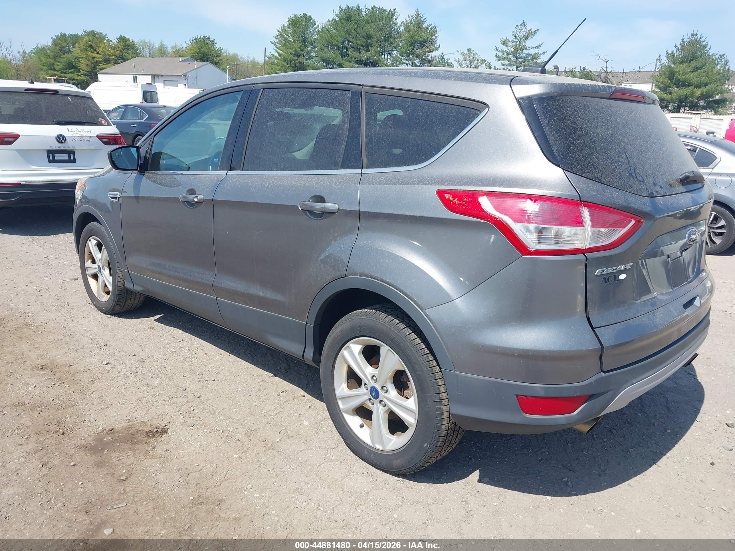 FORD ESCAPE image 3