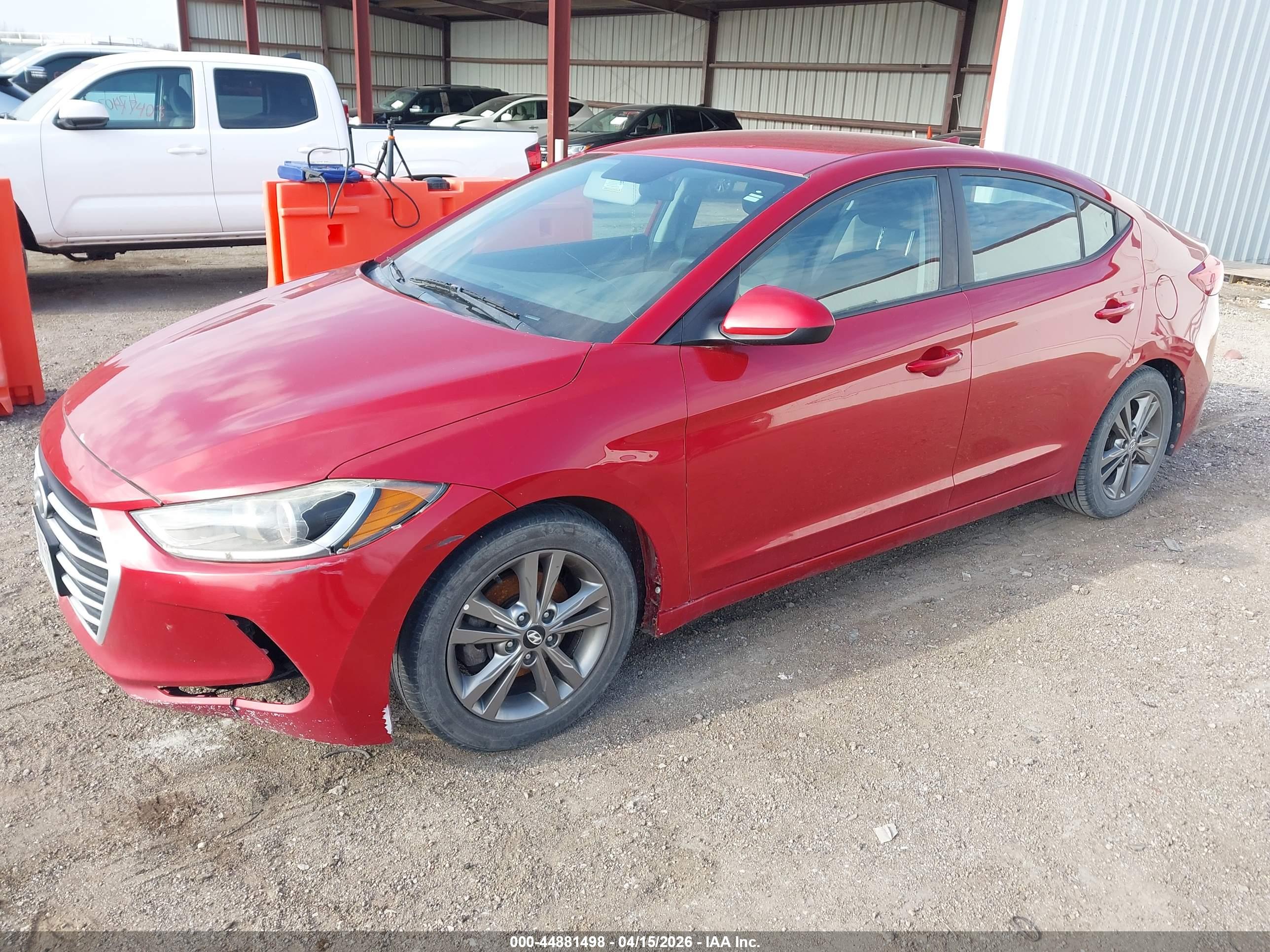 HYUNDAI ELANTRA image 2