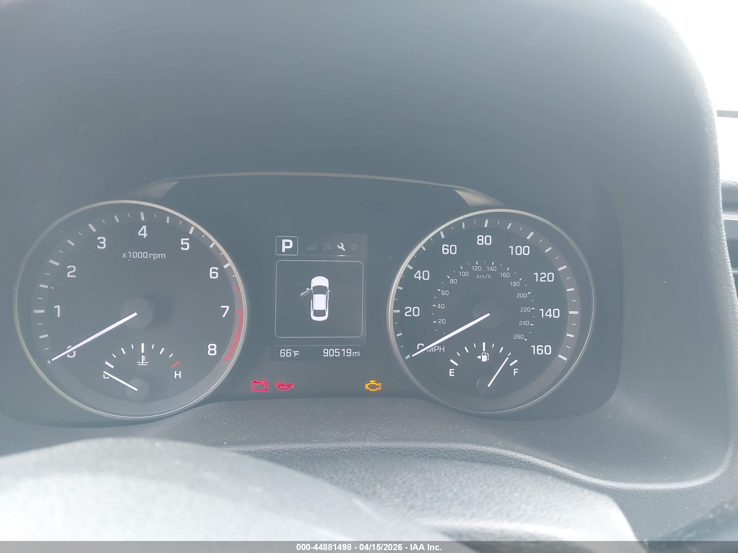 HYUNDAI ELANTRA image 7