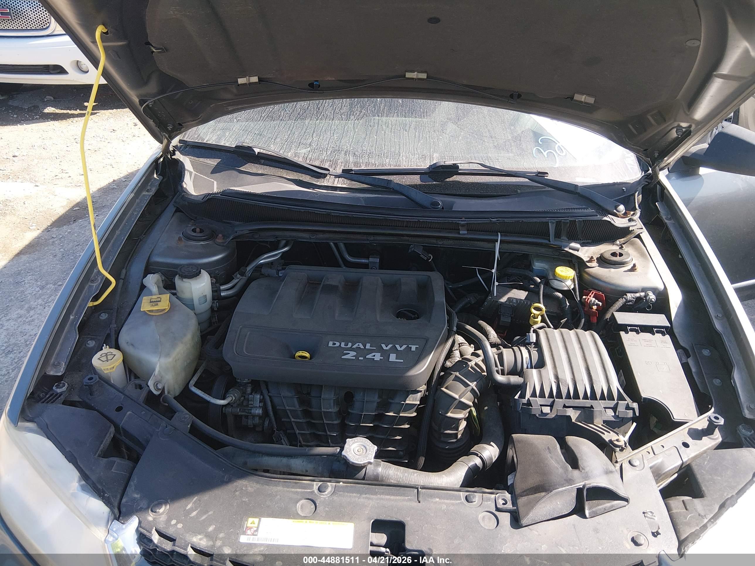 DODGE AVENGER image 10