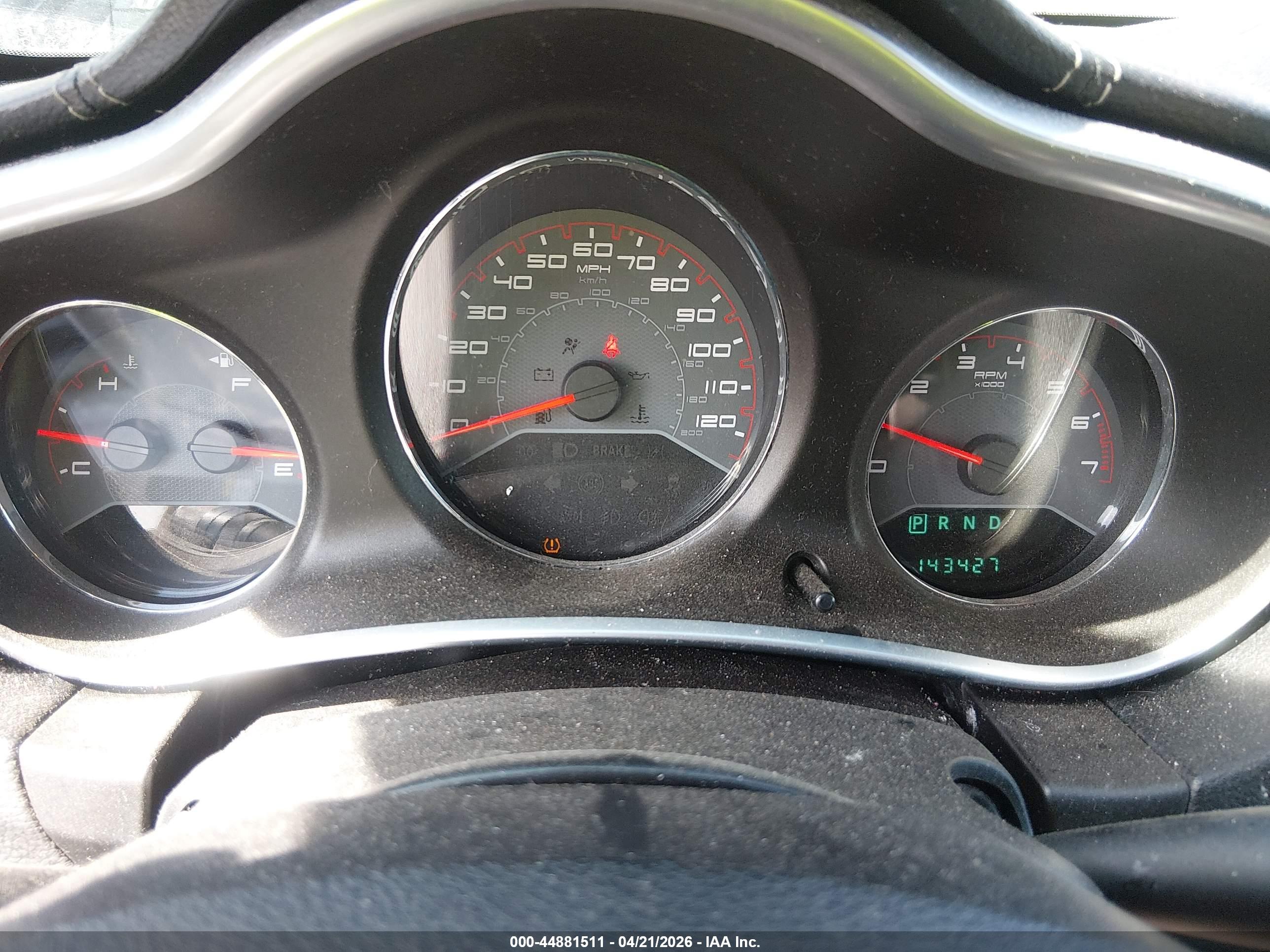 DODGE AVENGER image 7