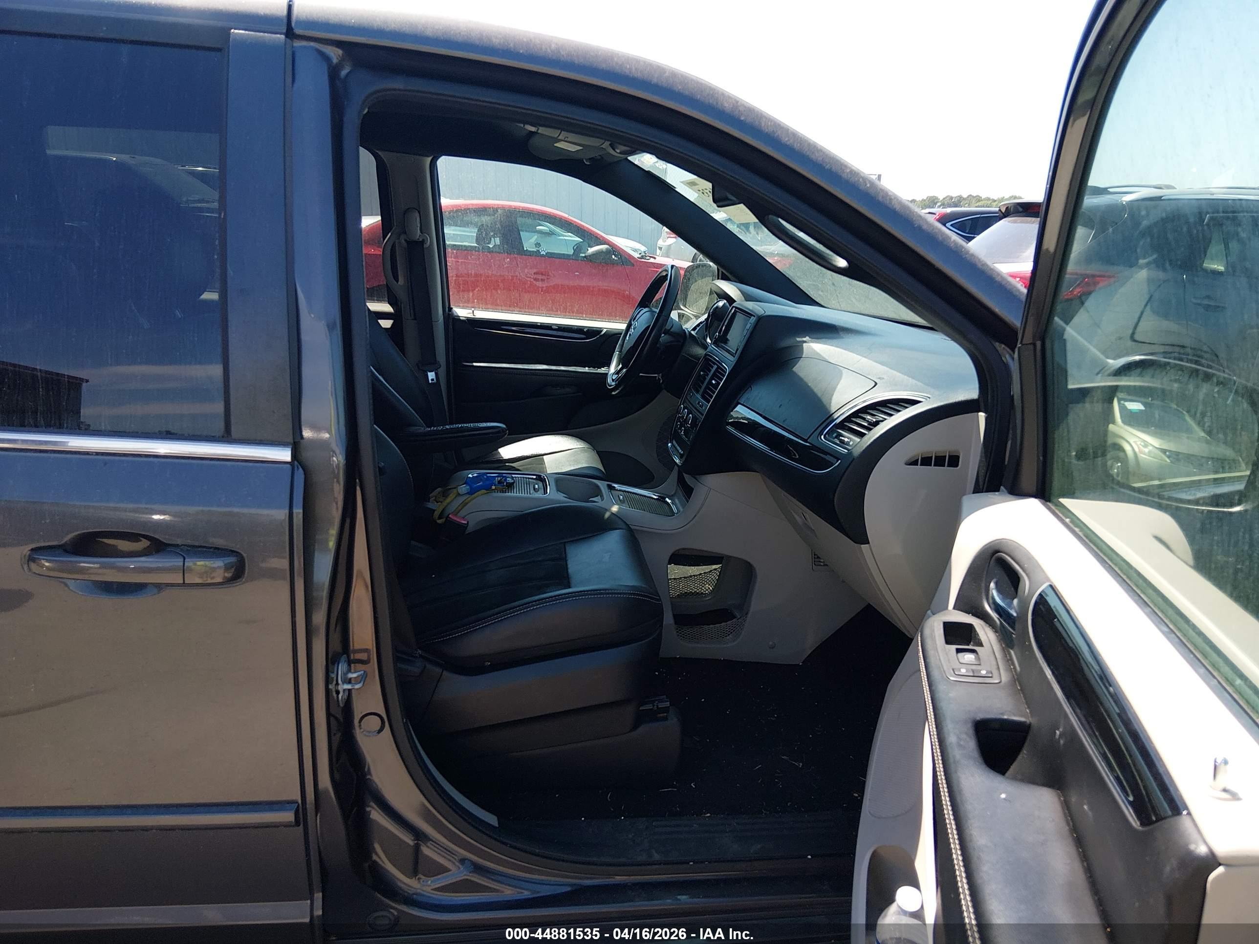 DODGE GRAND image 5
