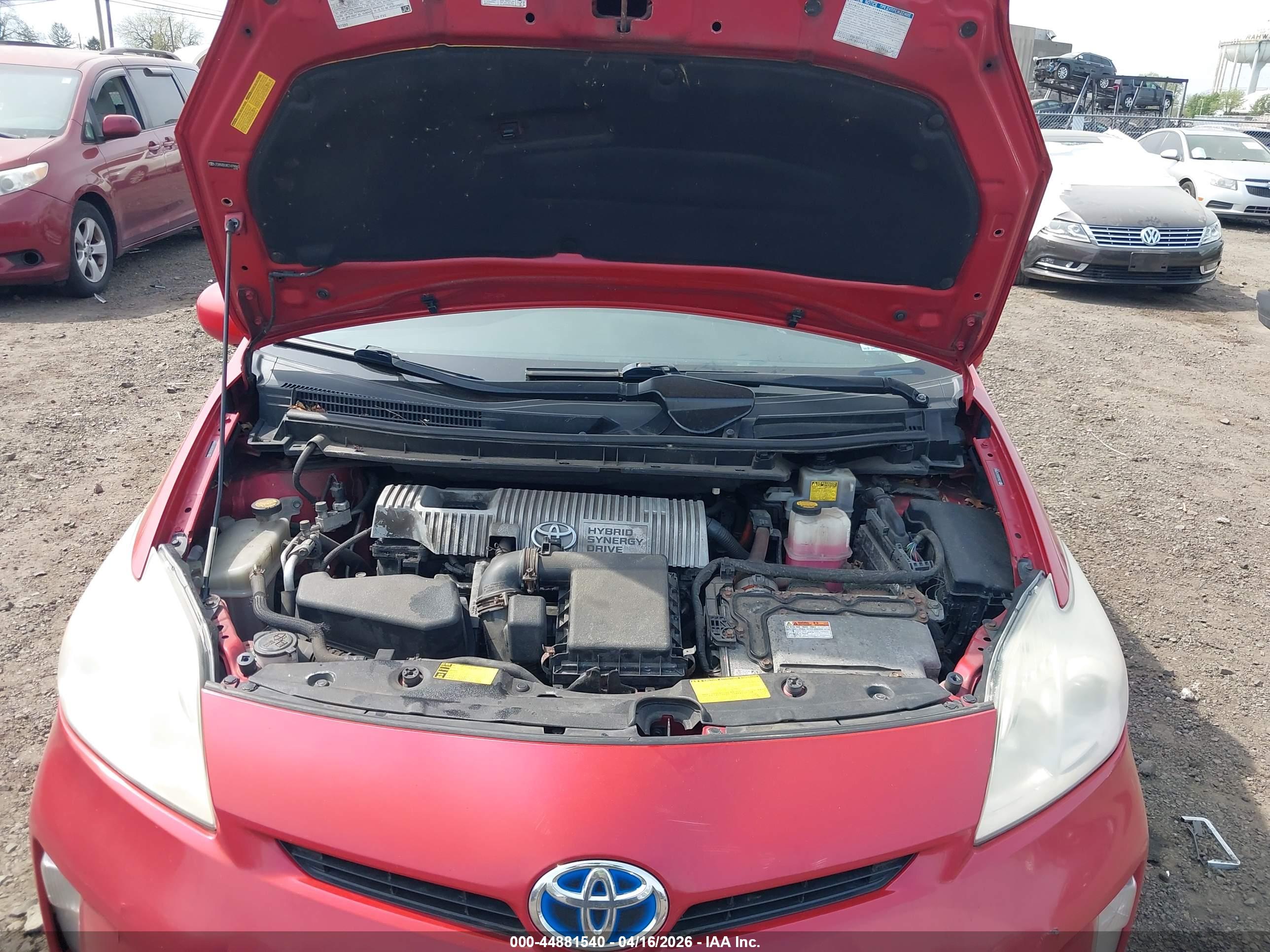 TOYOTA PRIUS image 10