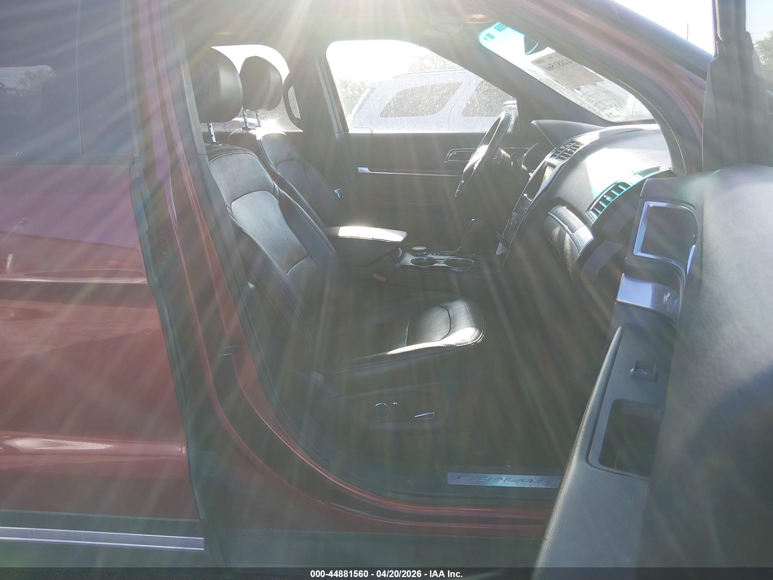 FORD EXPLORER image 5