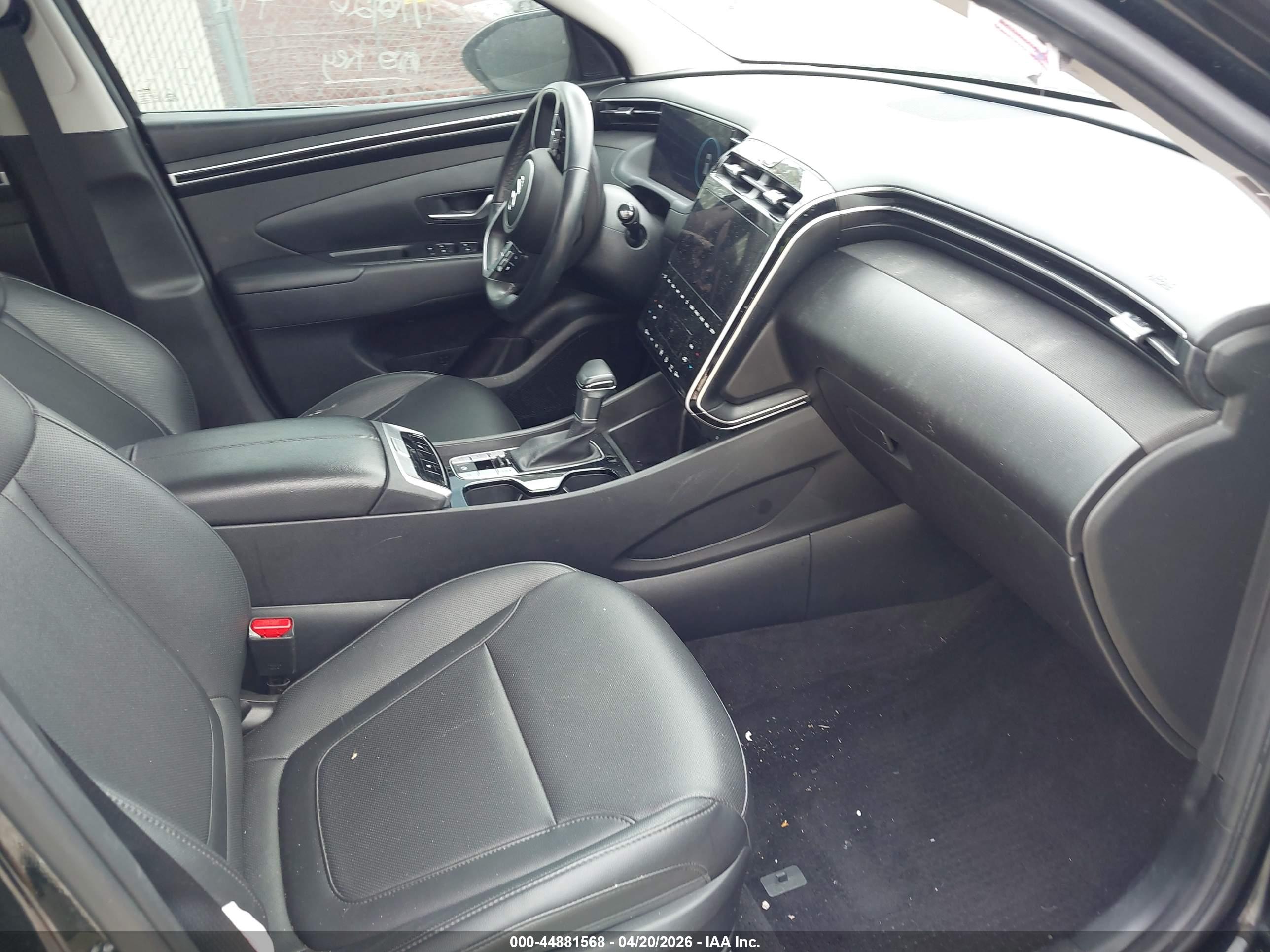 HYUNDAI TUCSON image 5