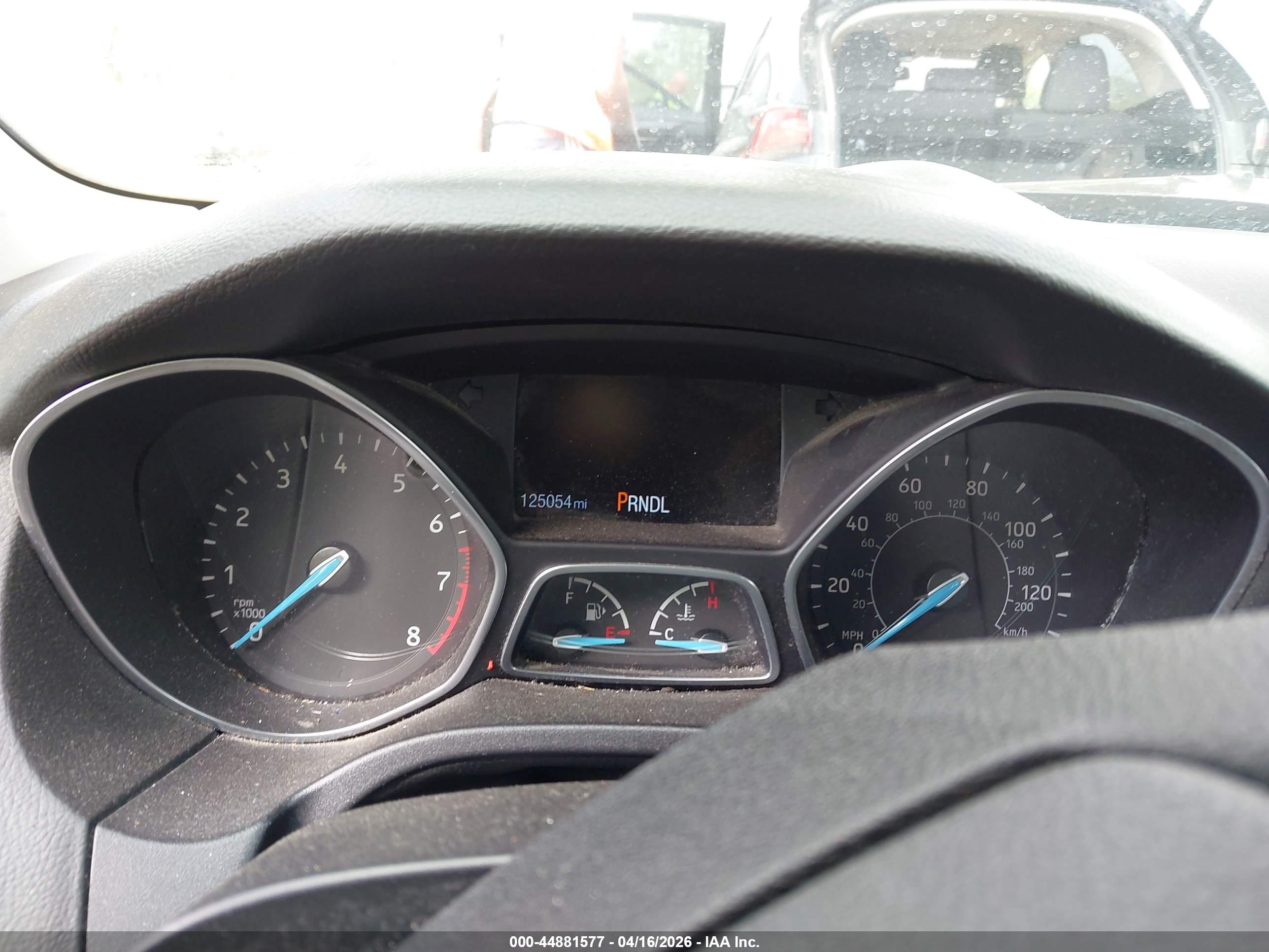 FORD FOCUS image 7