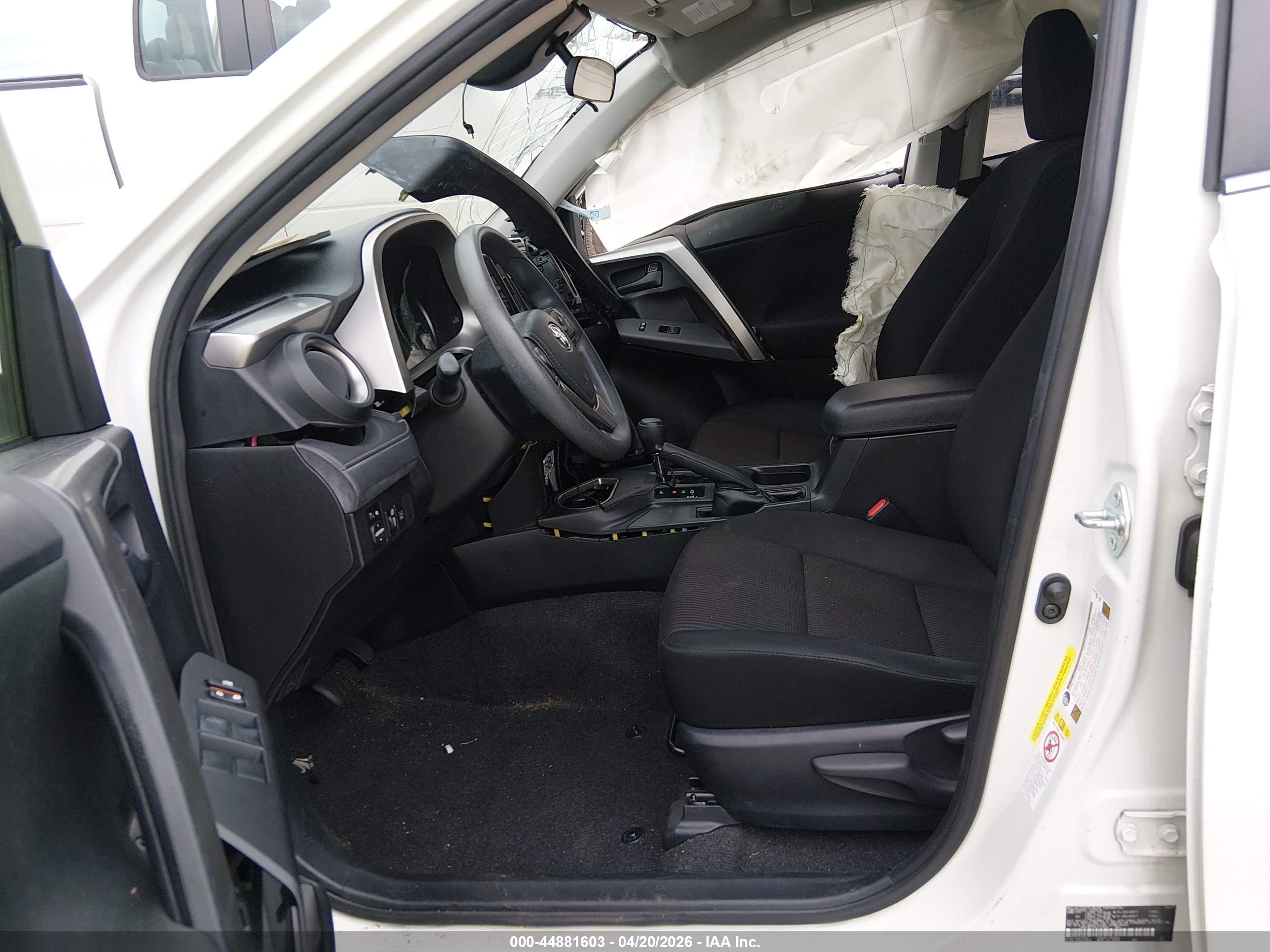 TOYOTA RAV4 image 5