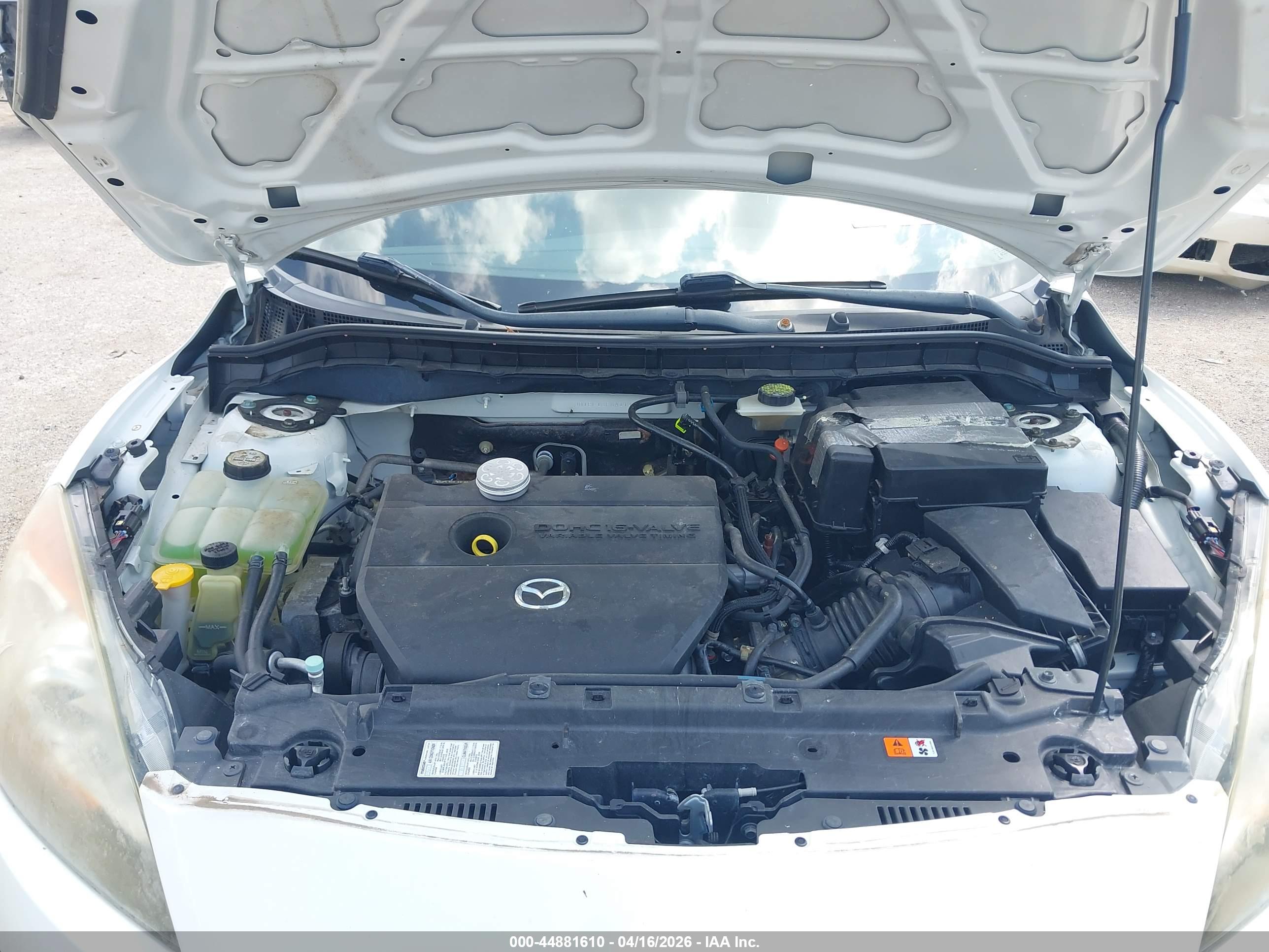 MAZDA MAZDA3 image 10