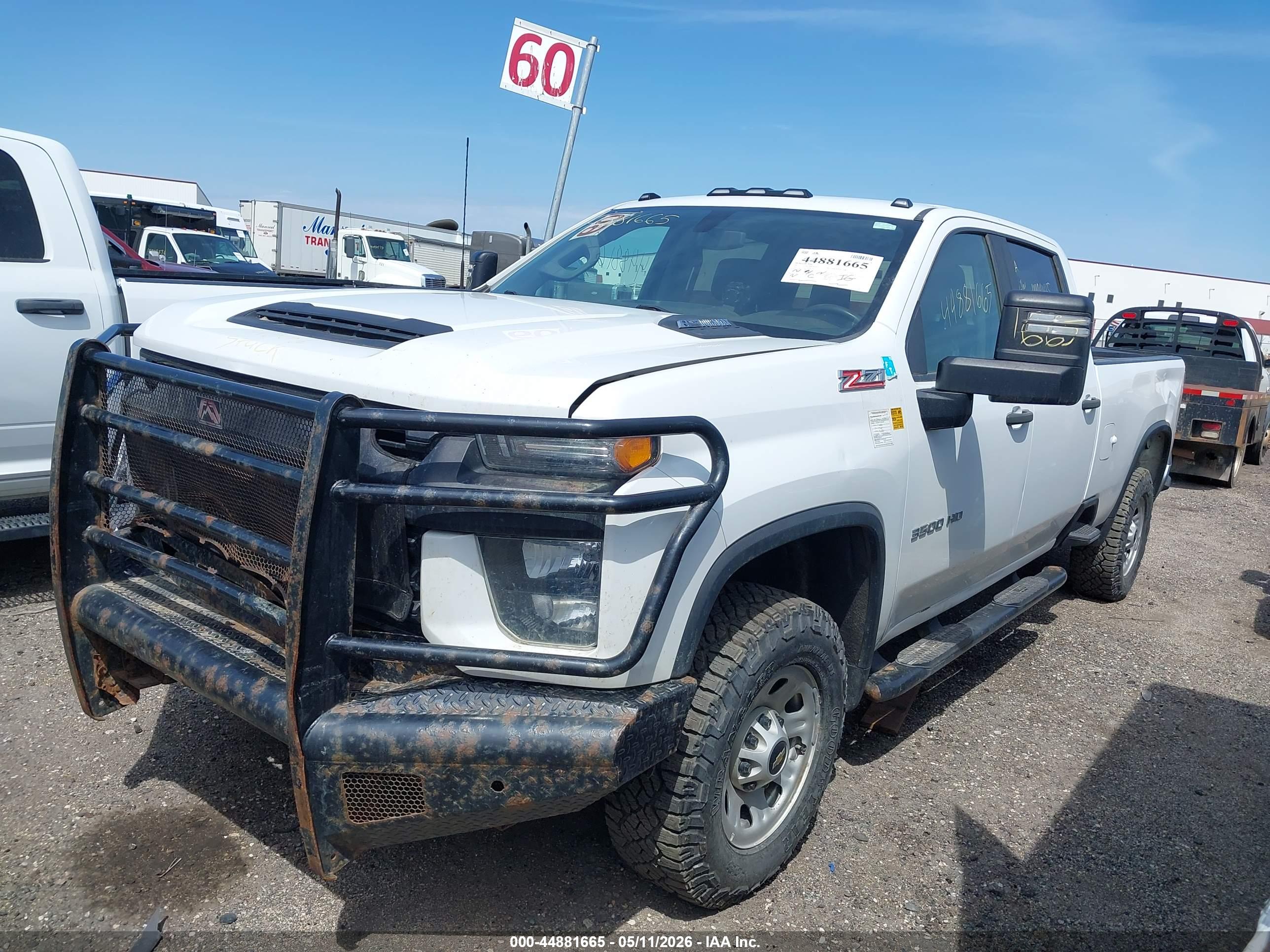 CHEVROLET SILVERADO image 2
