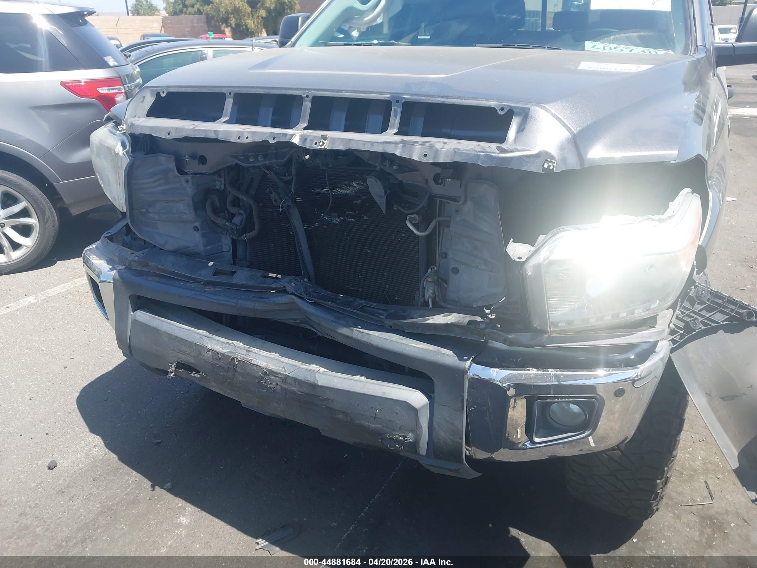 TOYOTA TUNDRA image 6