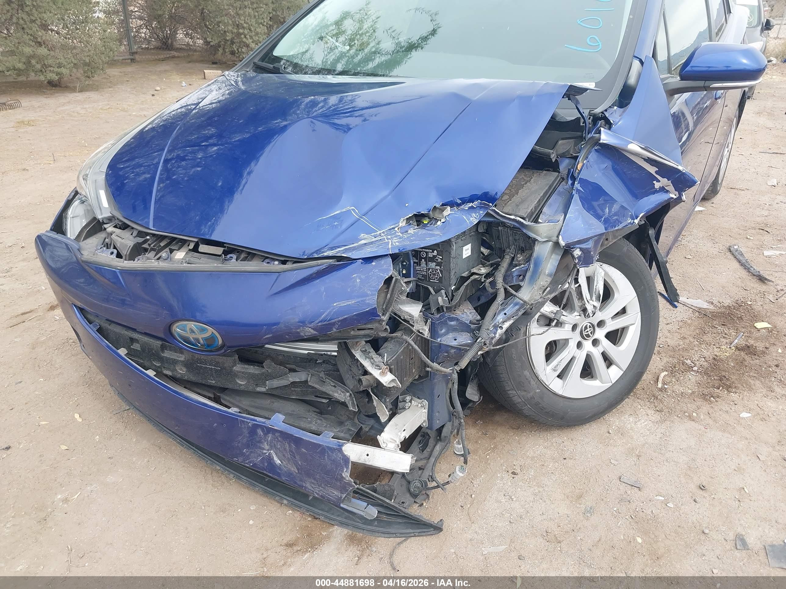 TOYOTA PRIUS image 6