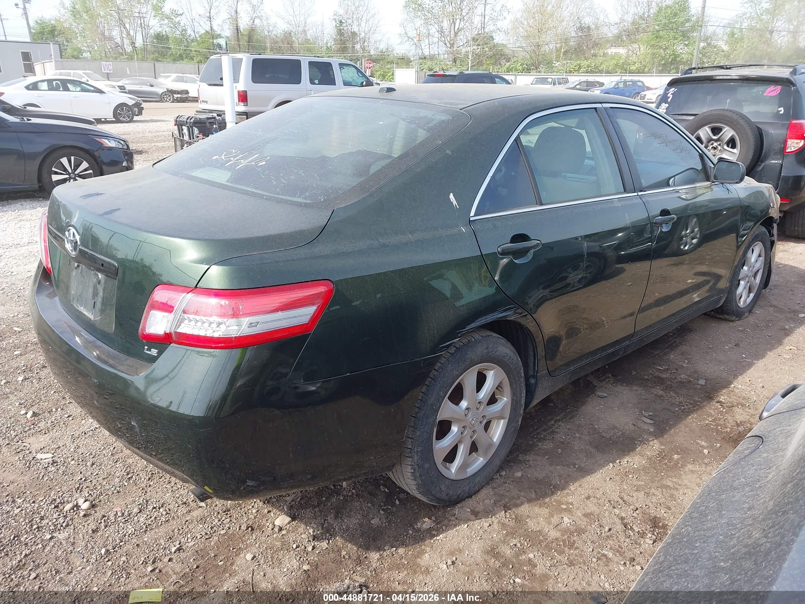 TOYOTA CAMRY image 4