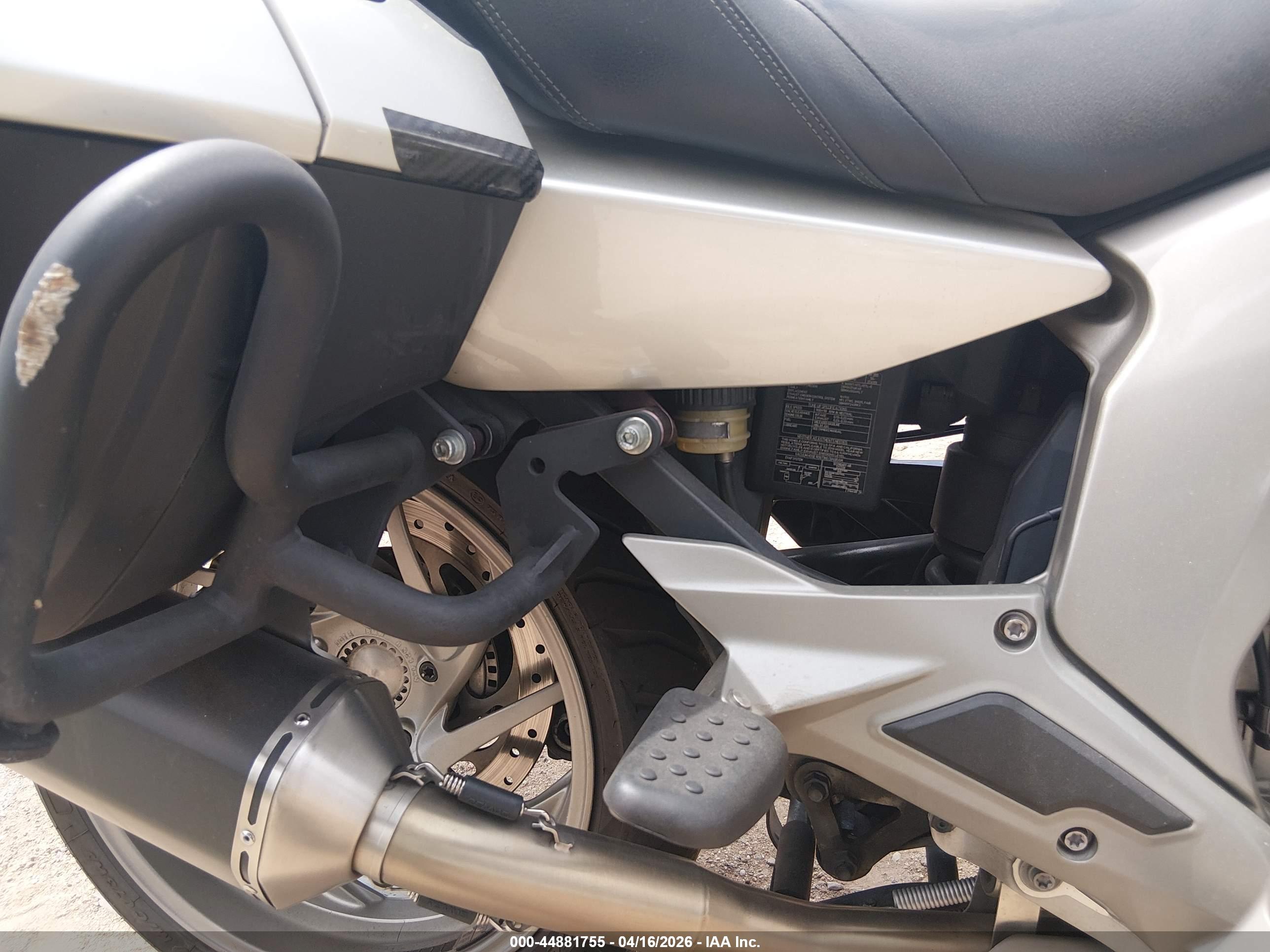 BMW K1600 image 8