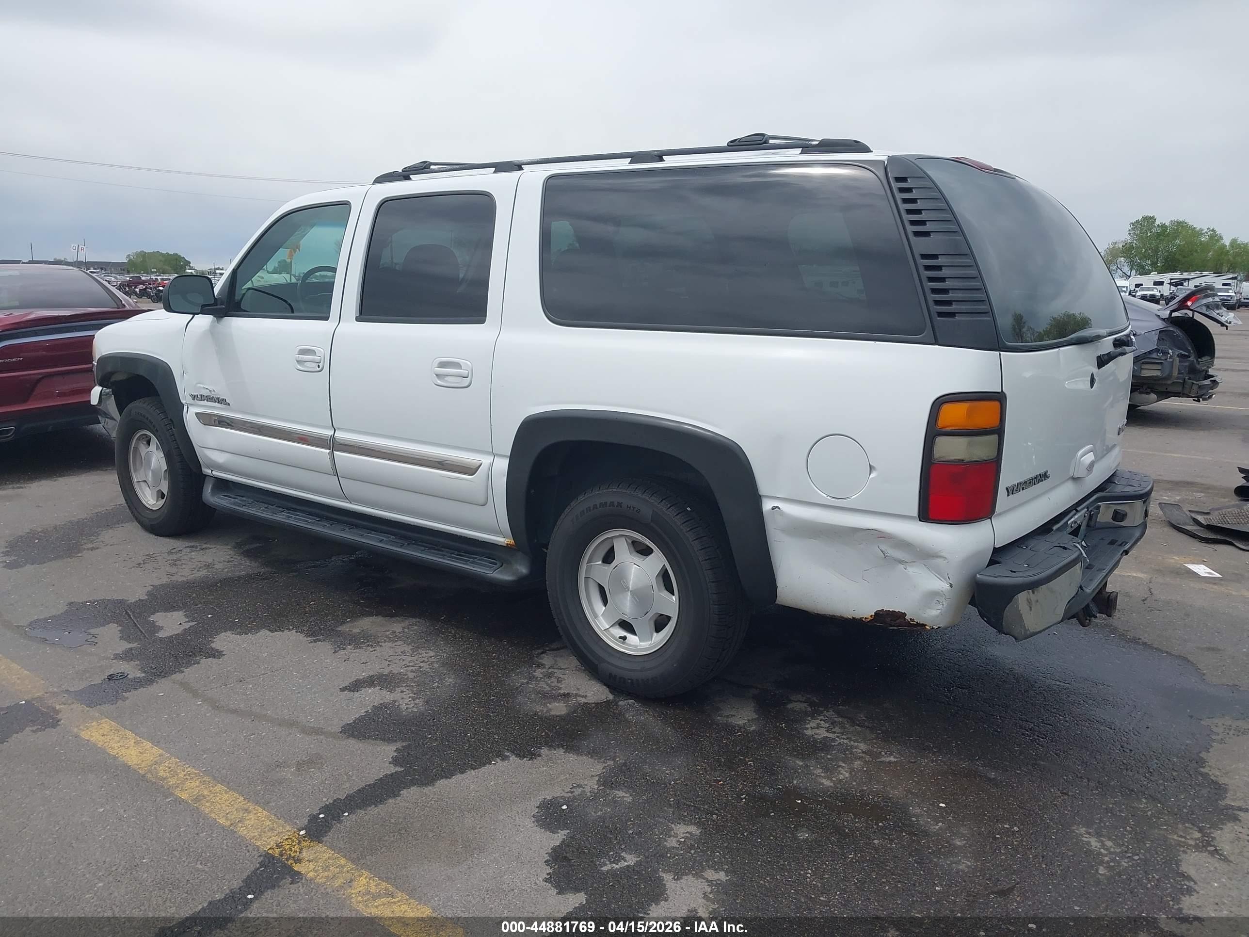 GMC YUKON image 3