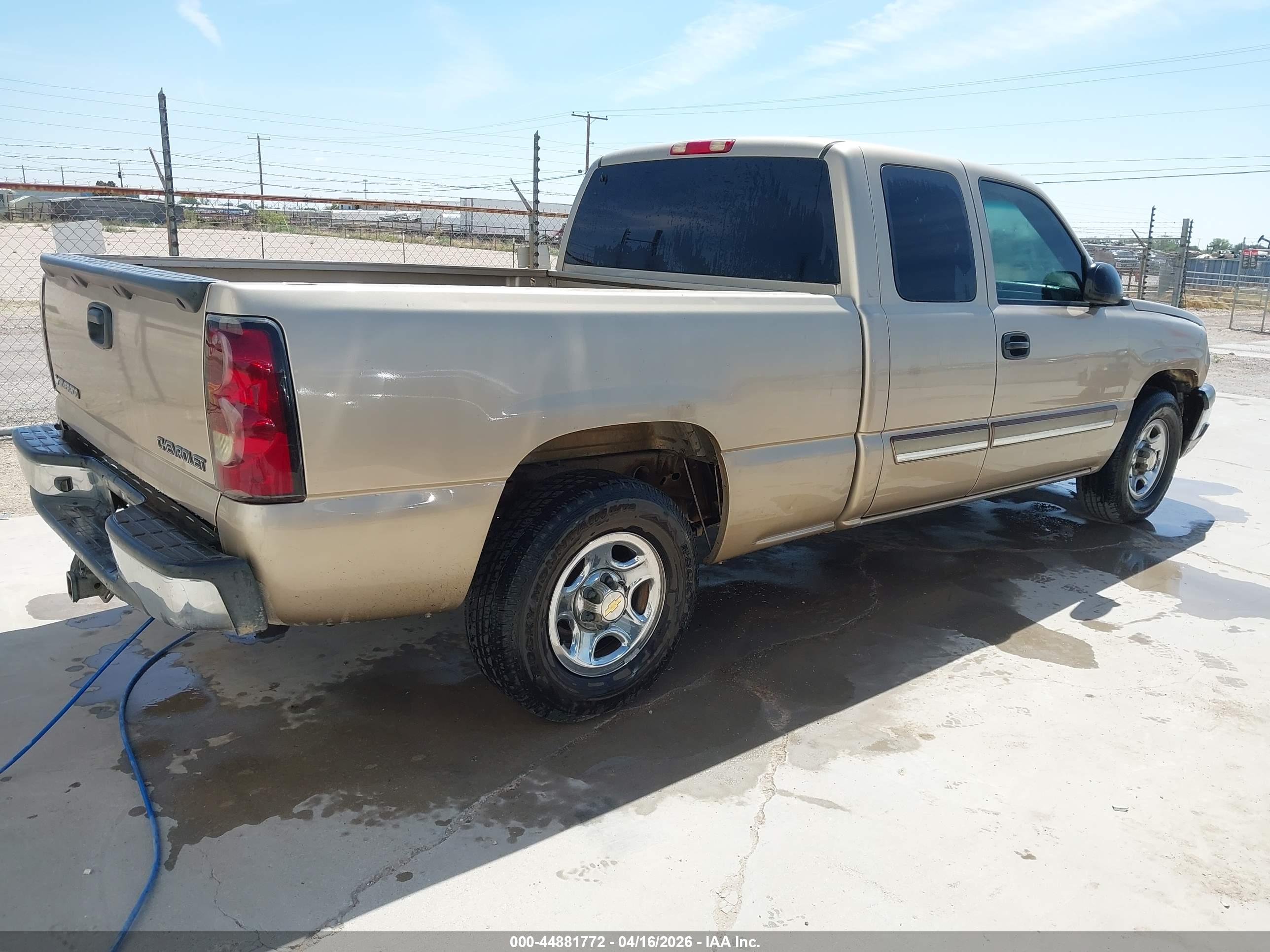 CHEVROLET SILVERADO image 4