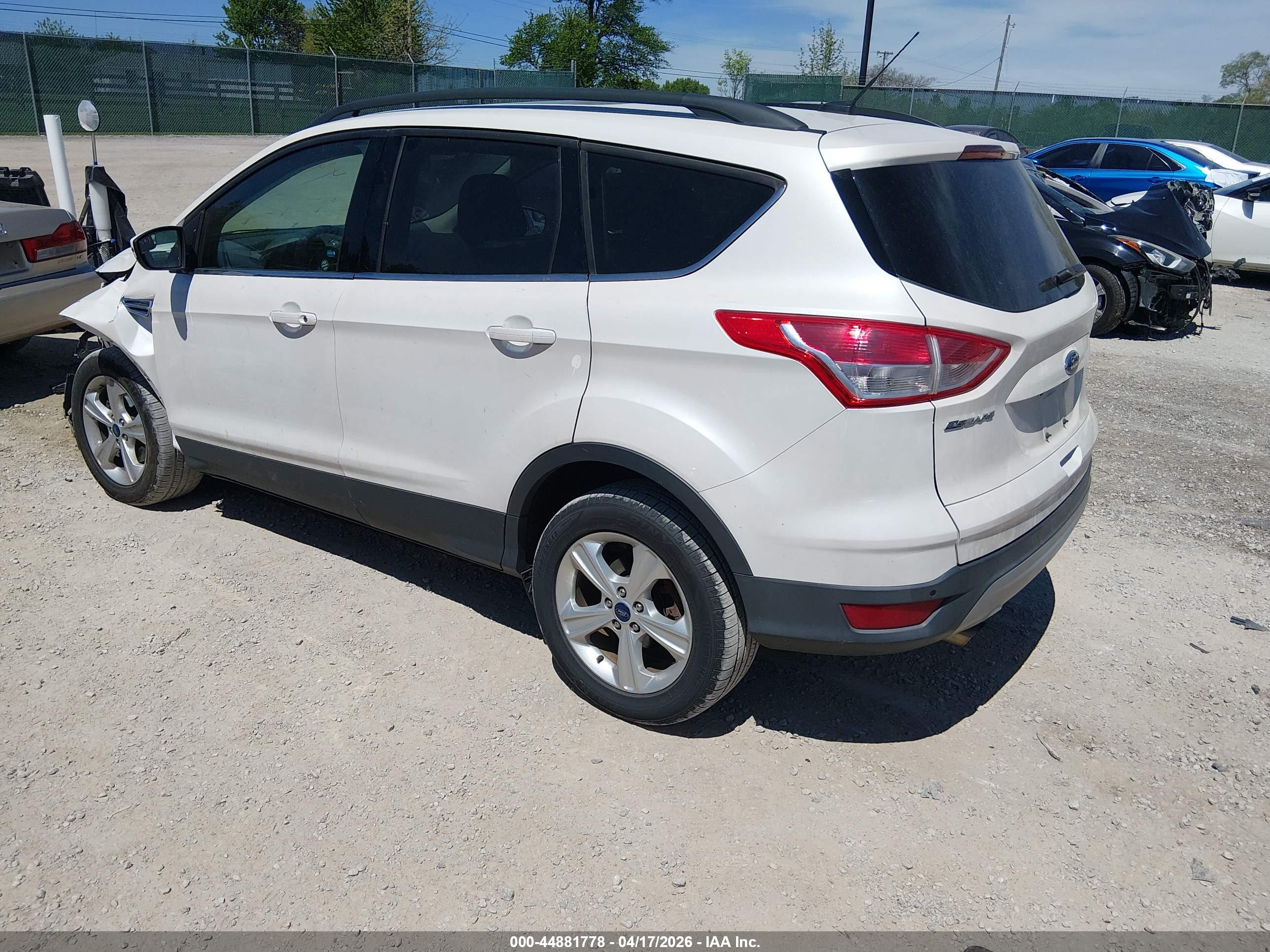 FORD ESCAPE image 3