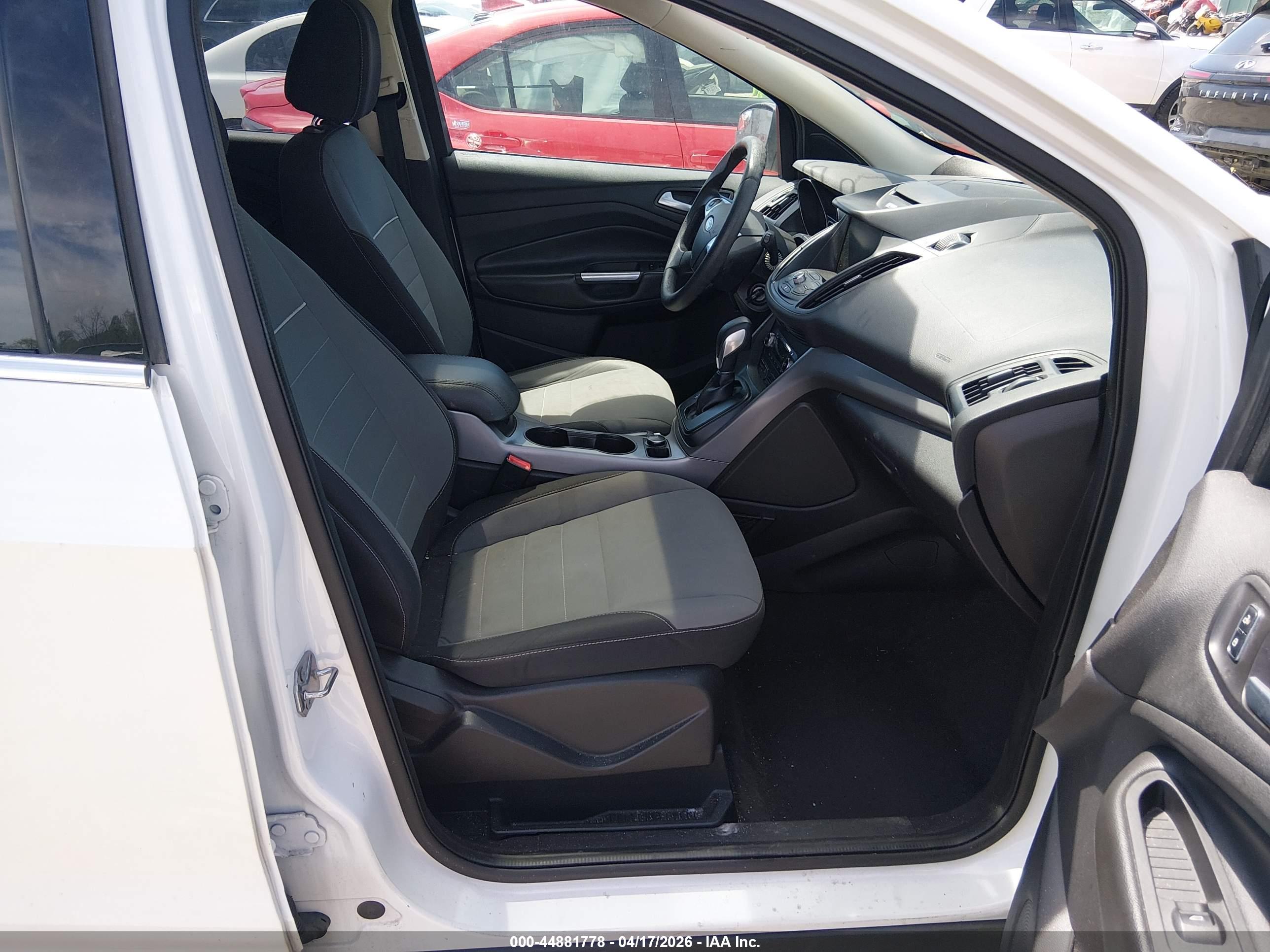FORD ESCAPE image 5