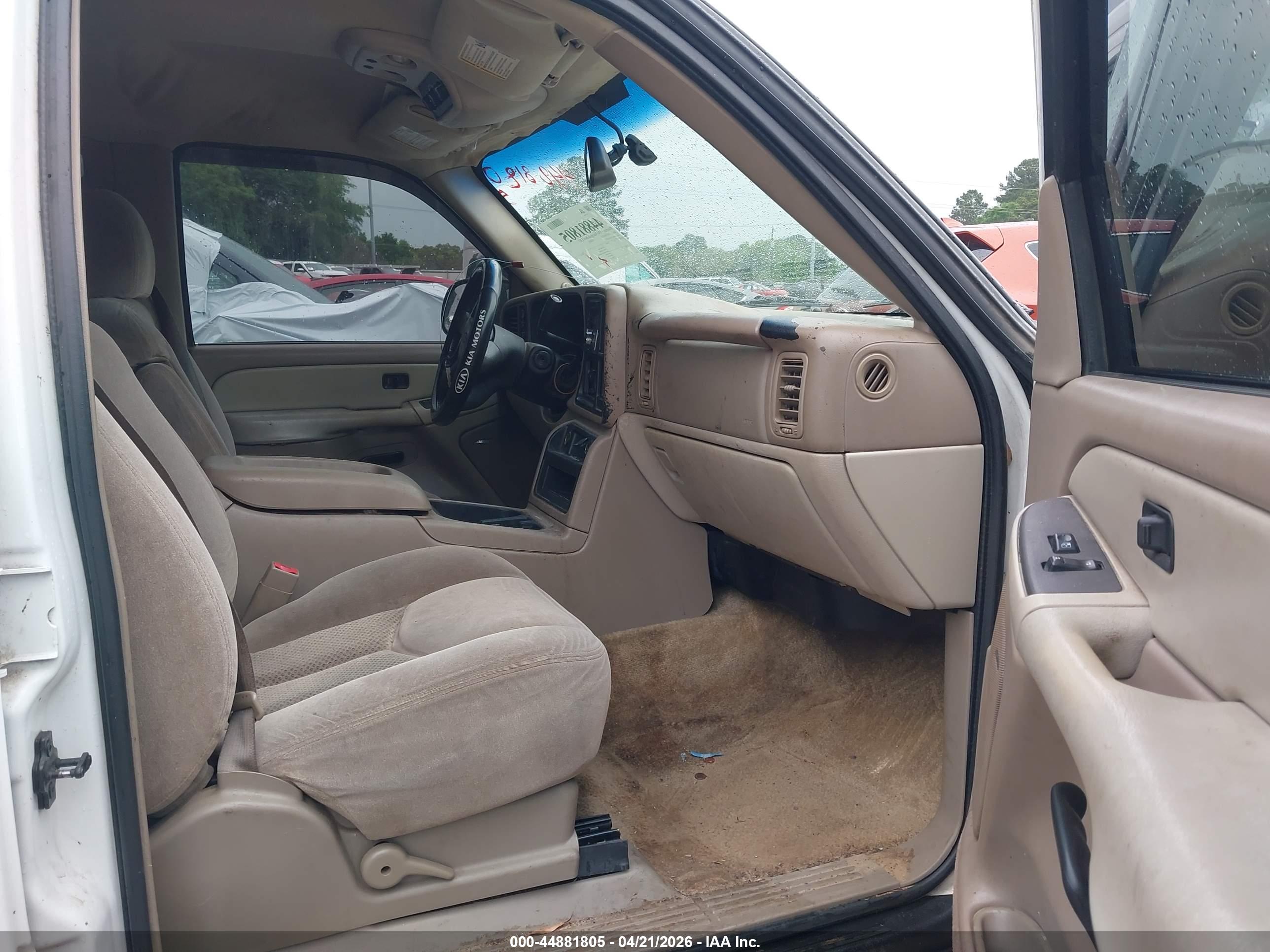 CHEVROLET TAHOE image 5