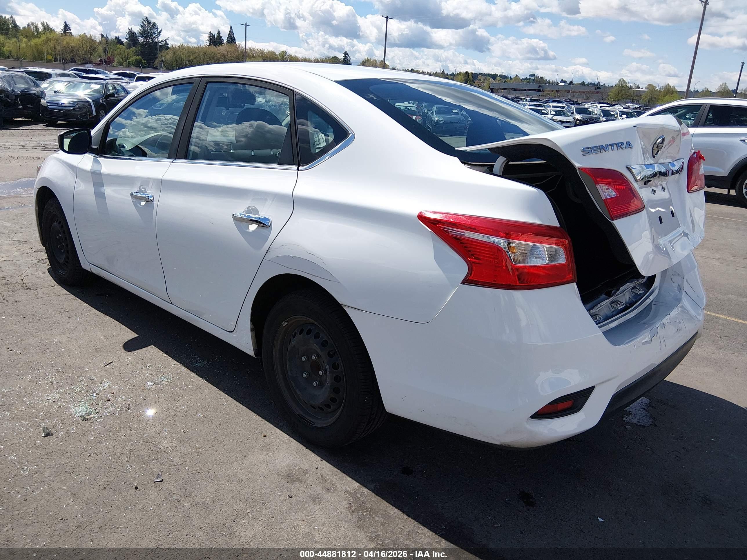 NISSAN SENTRA image 3