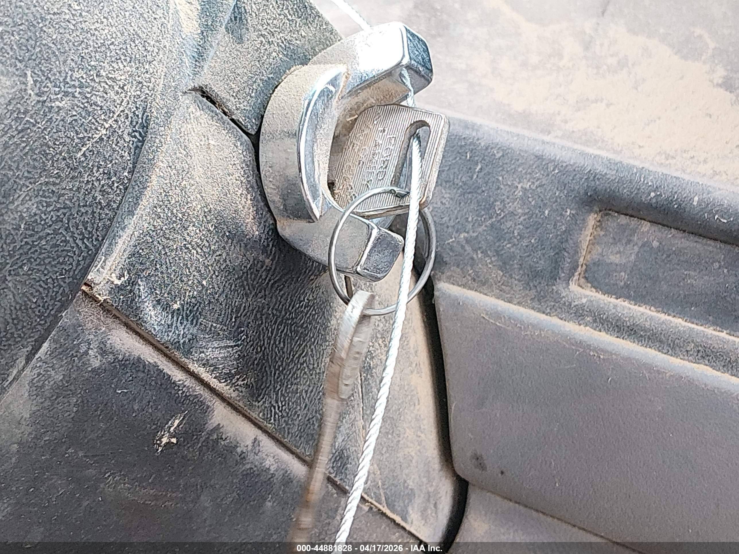 FORD EXPLORER image 11