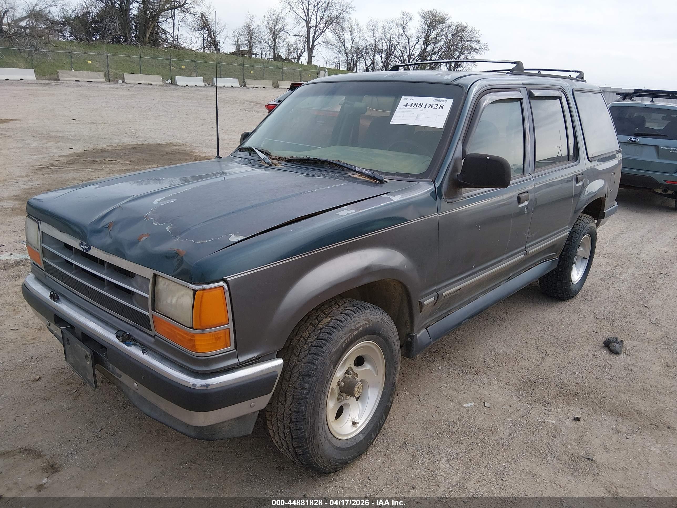 FORD EXPLORER image 2