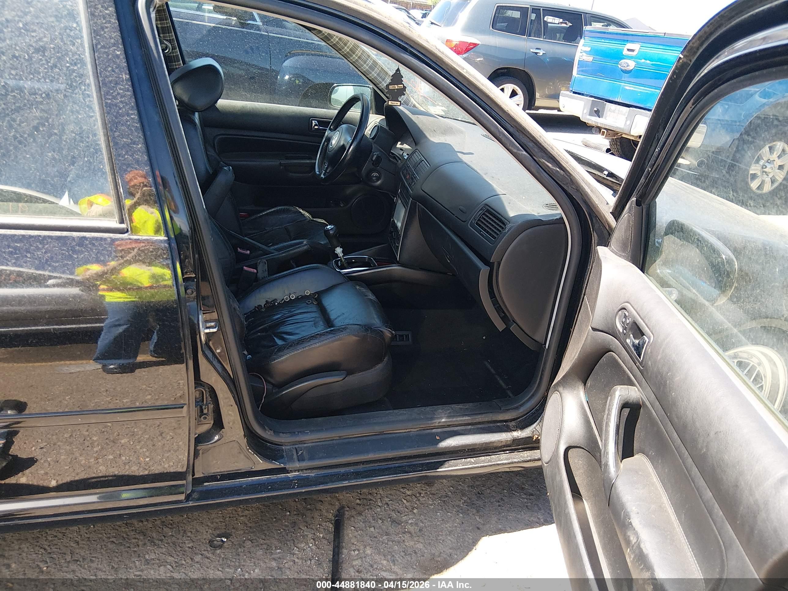 VOLKSWAGEN GOLF image 5