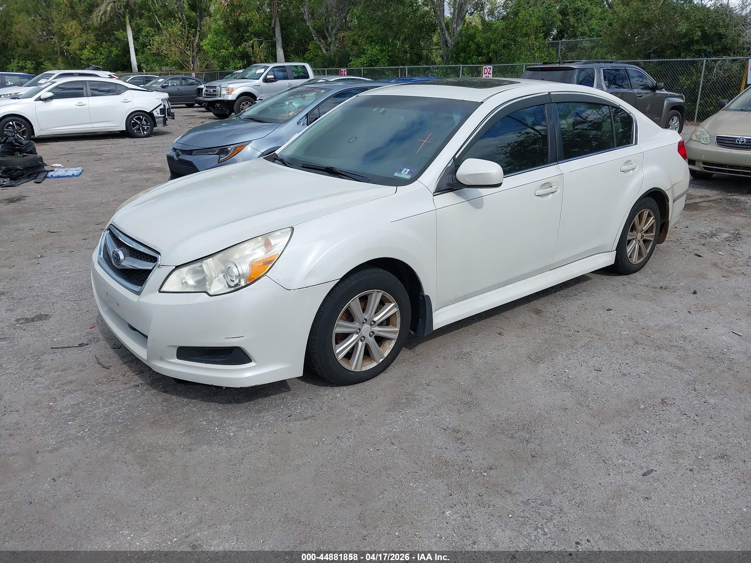 SUBARU LEGACY image 2