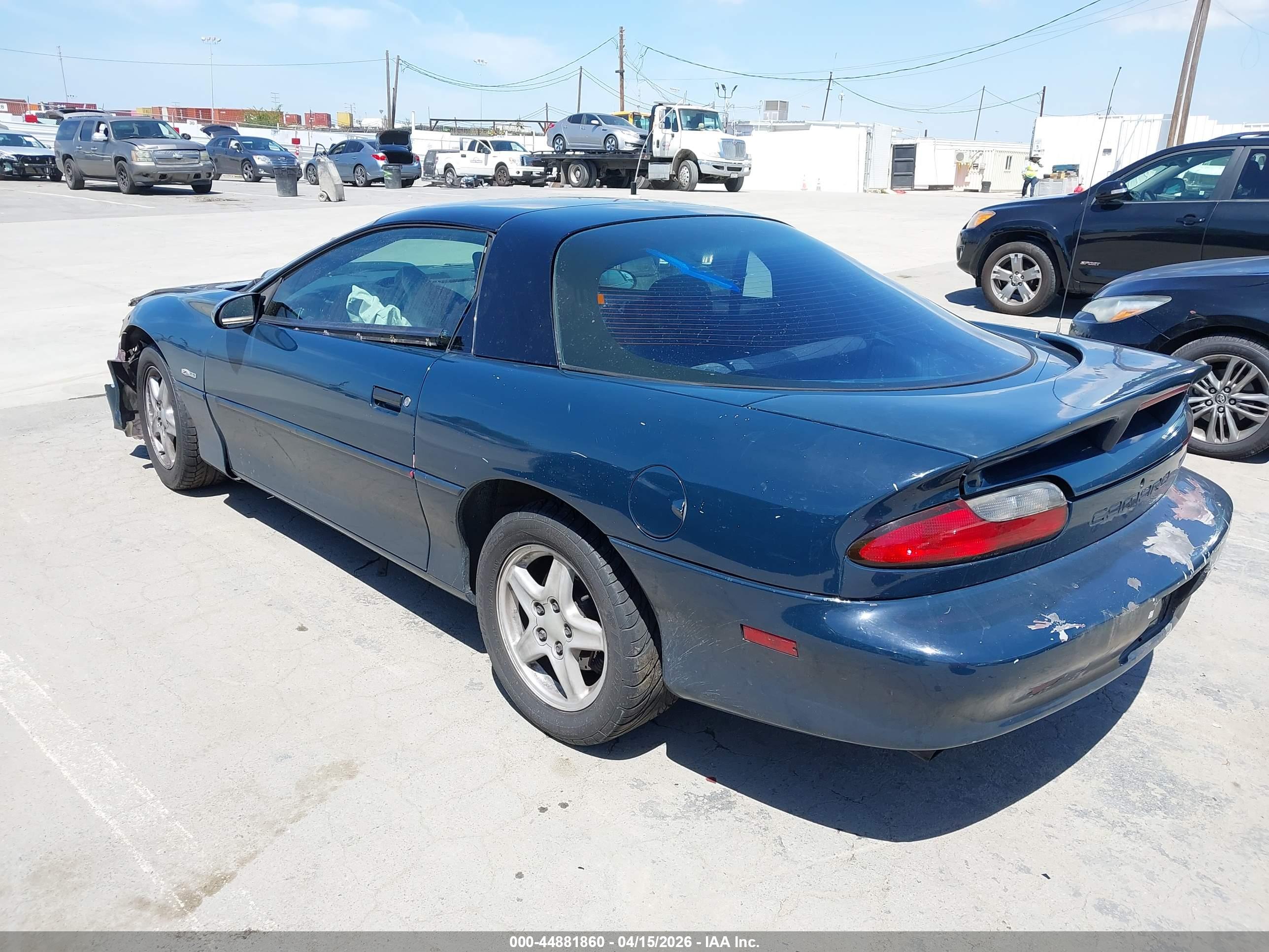 CHEVROLET CAMARO image 3