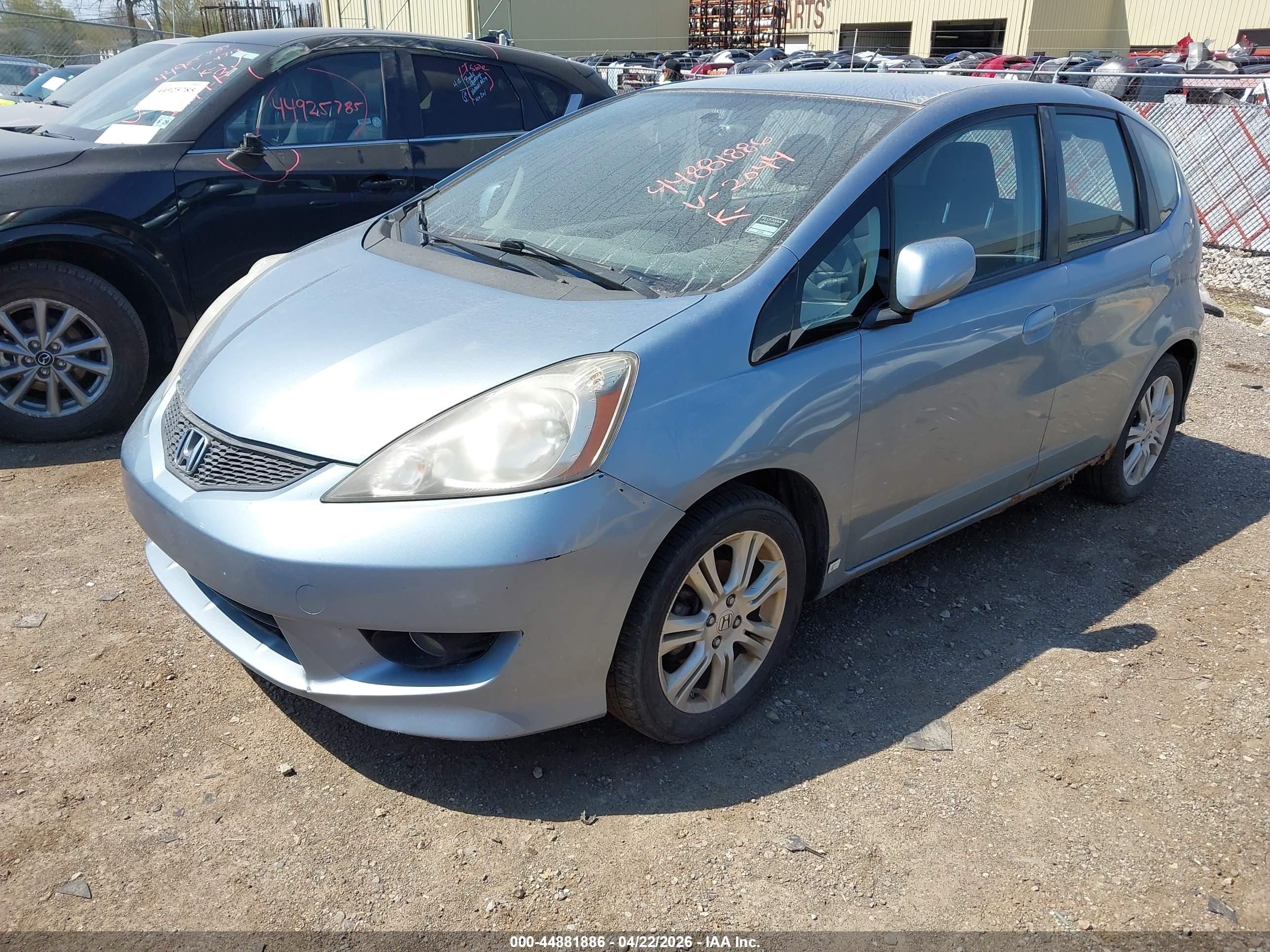 HONDA FIT image 2