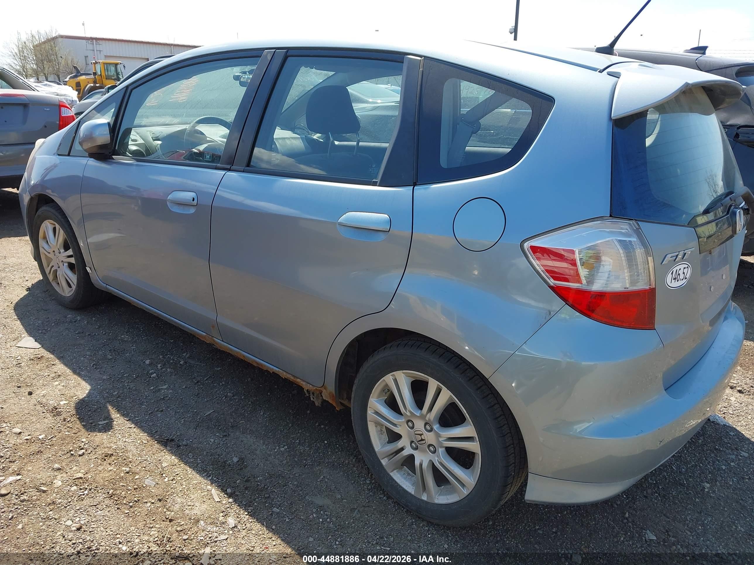 HONDA FIT image 3