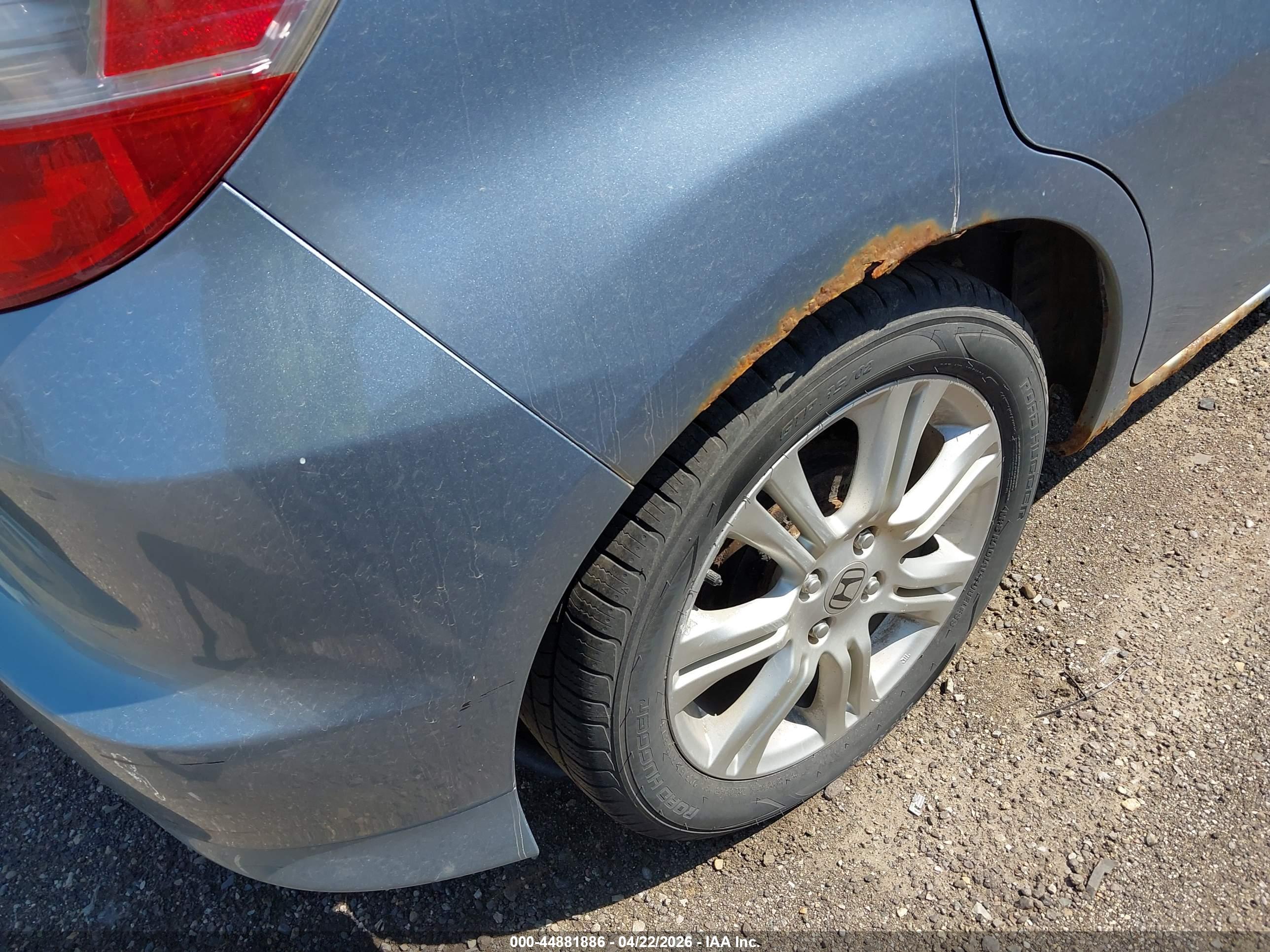 HONDA FIT image 6