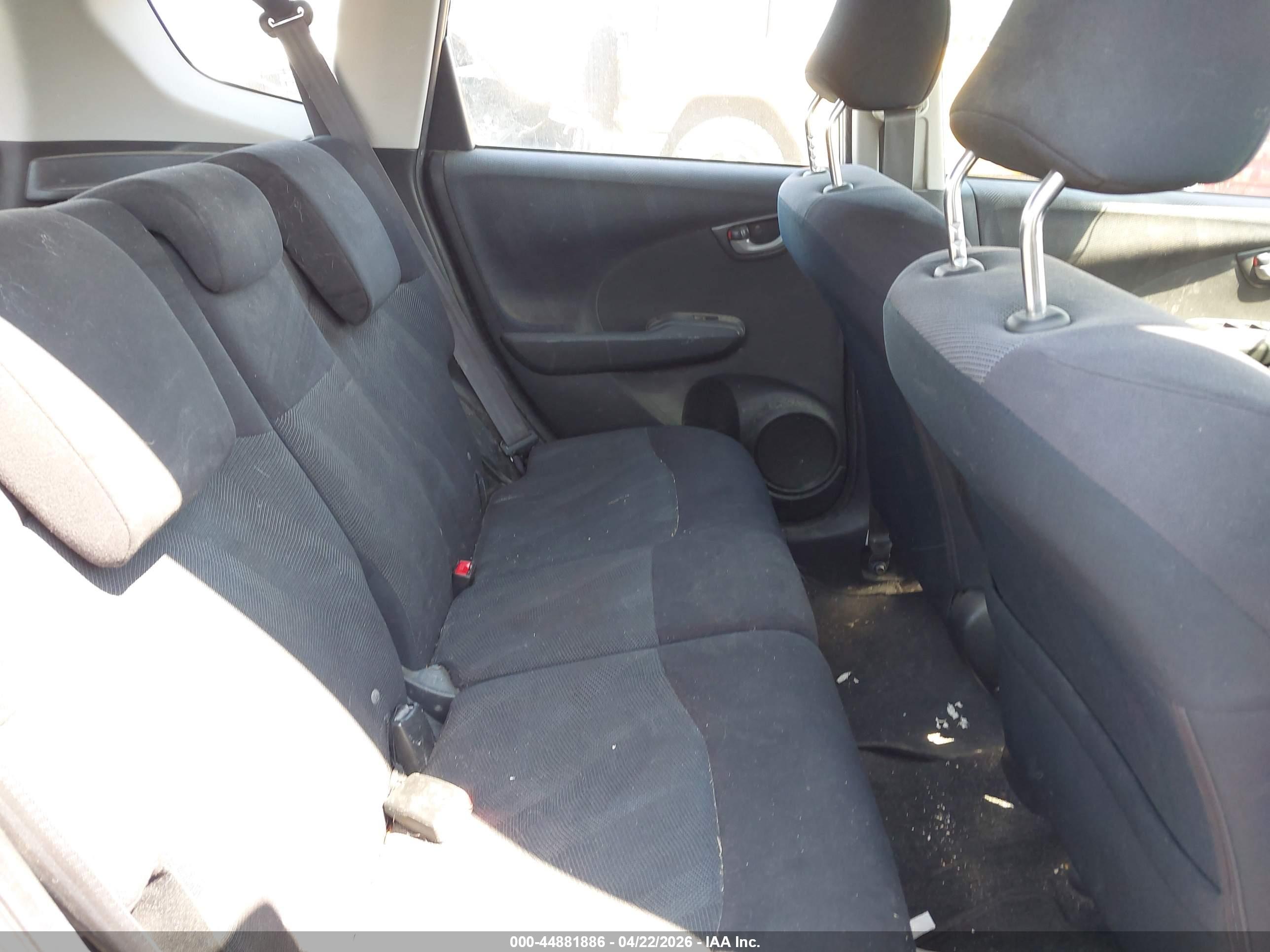 HONDA FIT image 8
