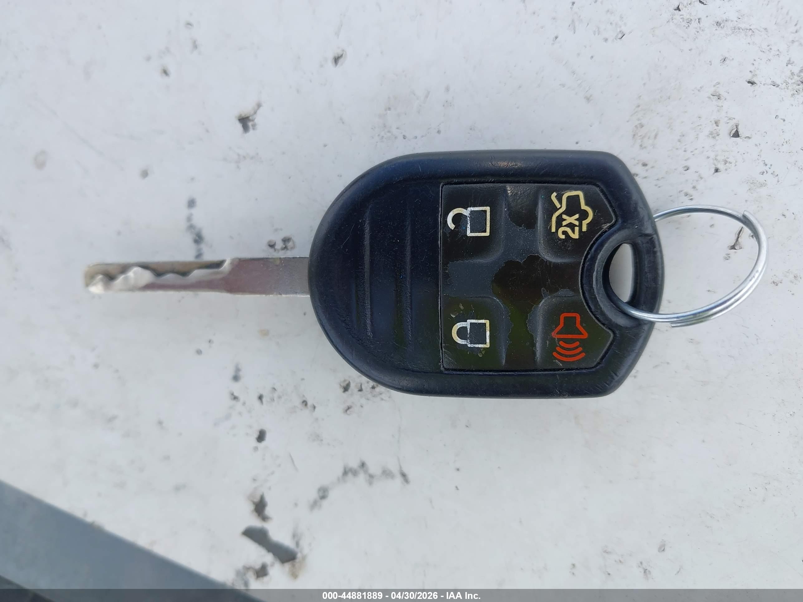 FORD FIESTA image 11