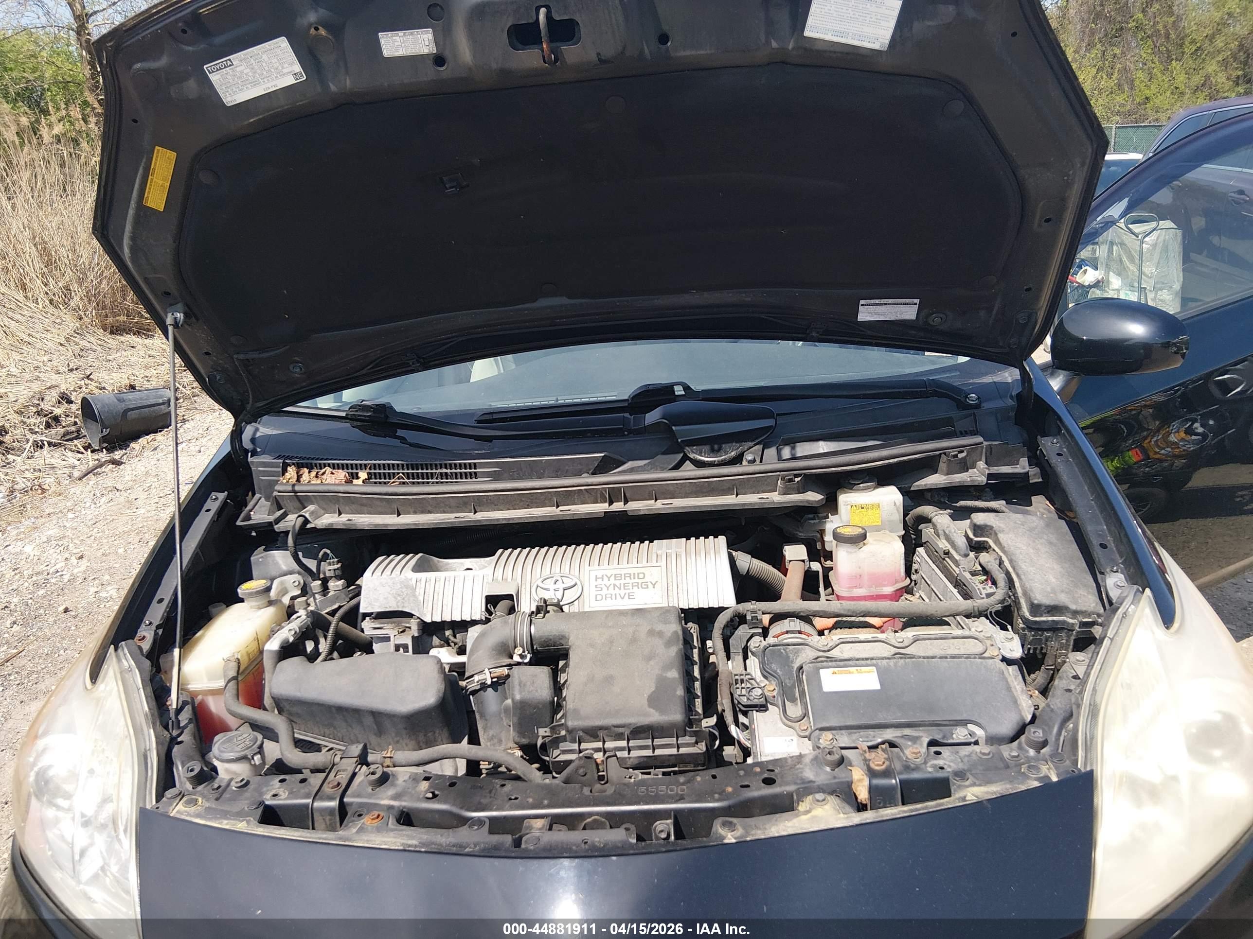 TOYOTA PRIUS image 10