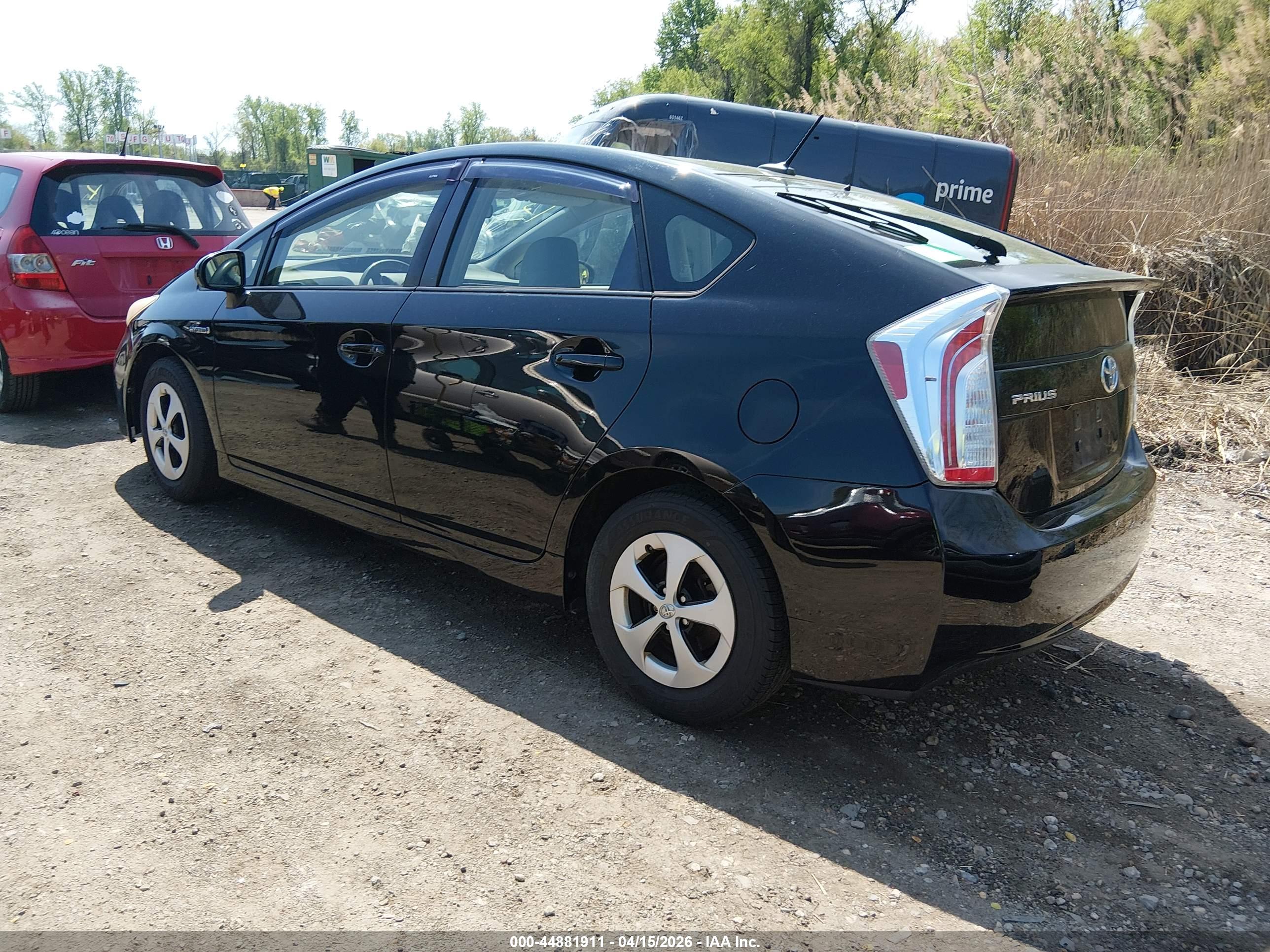 TOYOTA PRIUS image 3