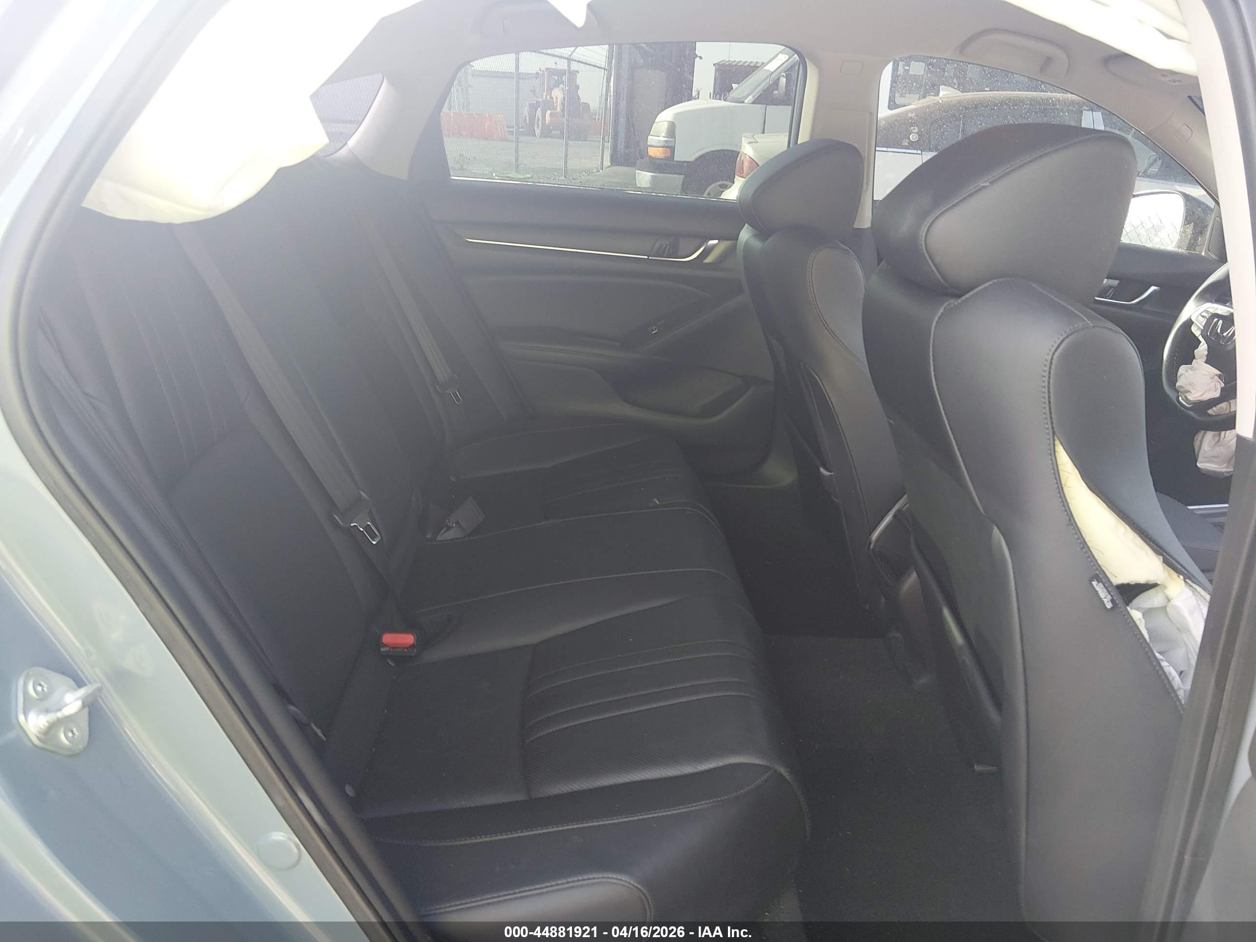 HONDA ACCORD image 8