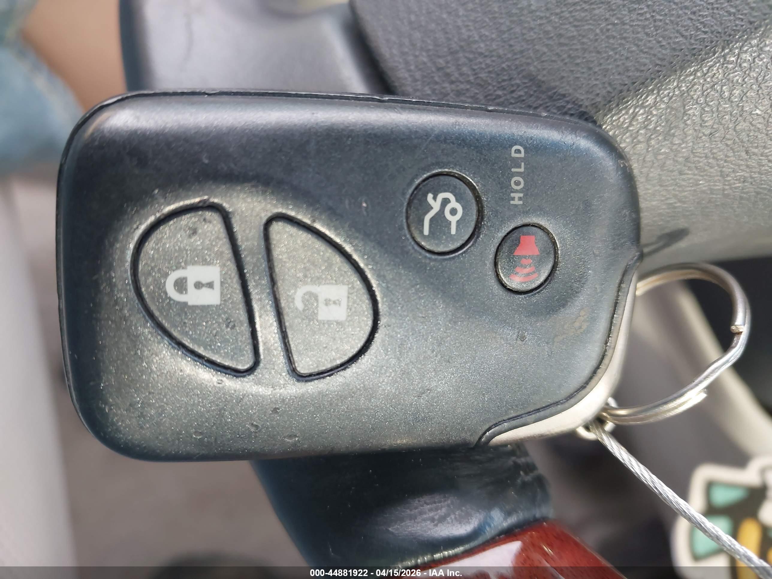 LEXUS ES image 11