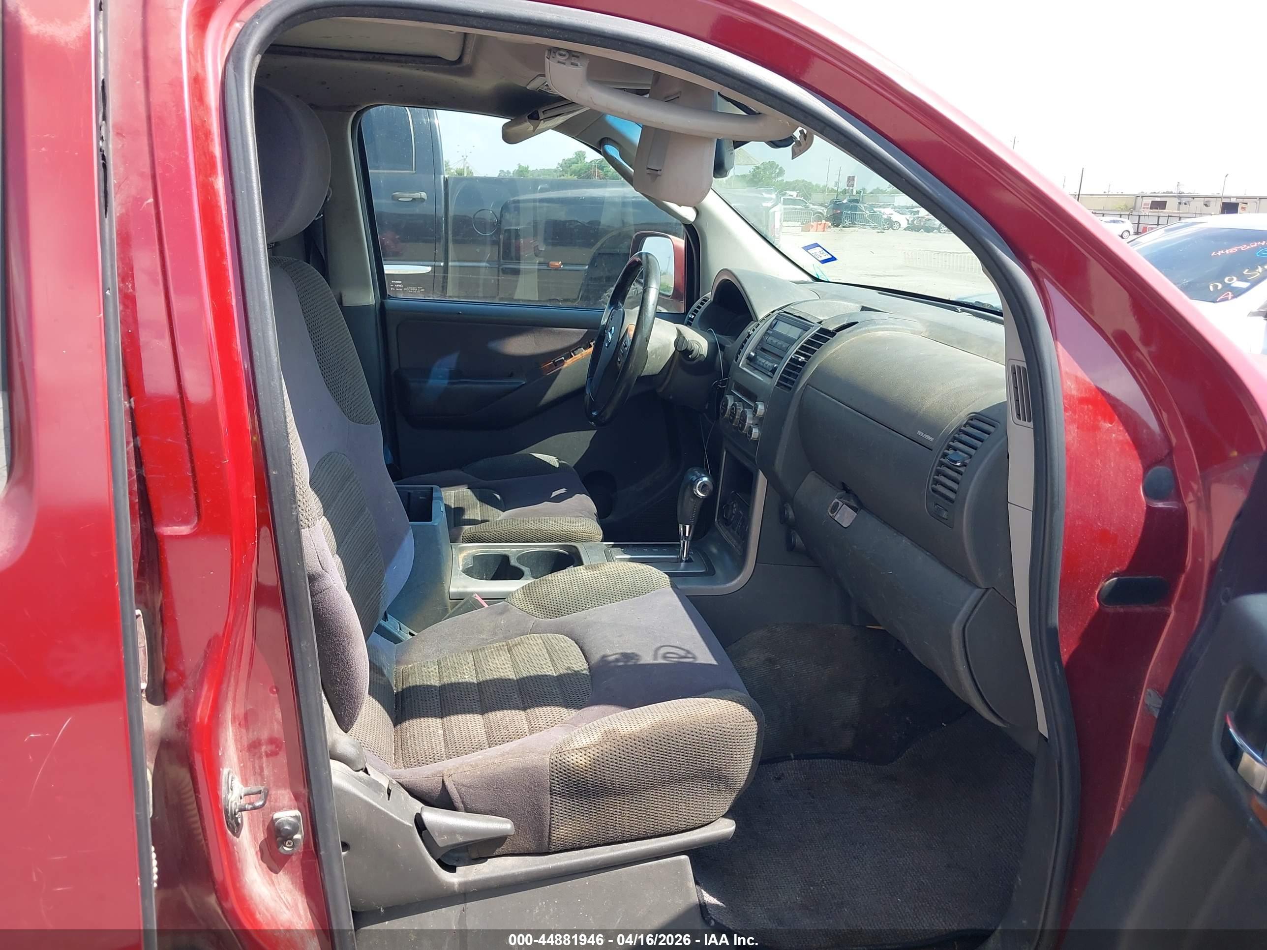 NISSAN PATHFINDER image 5