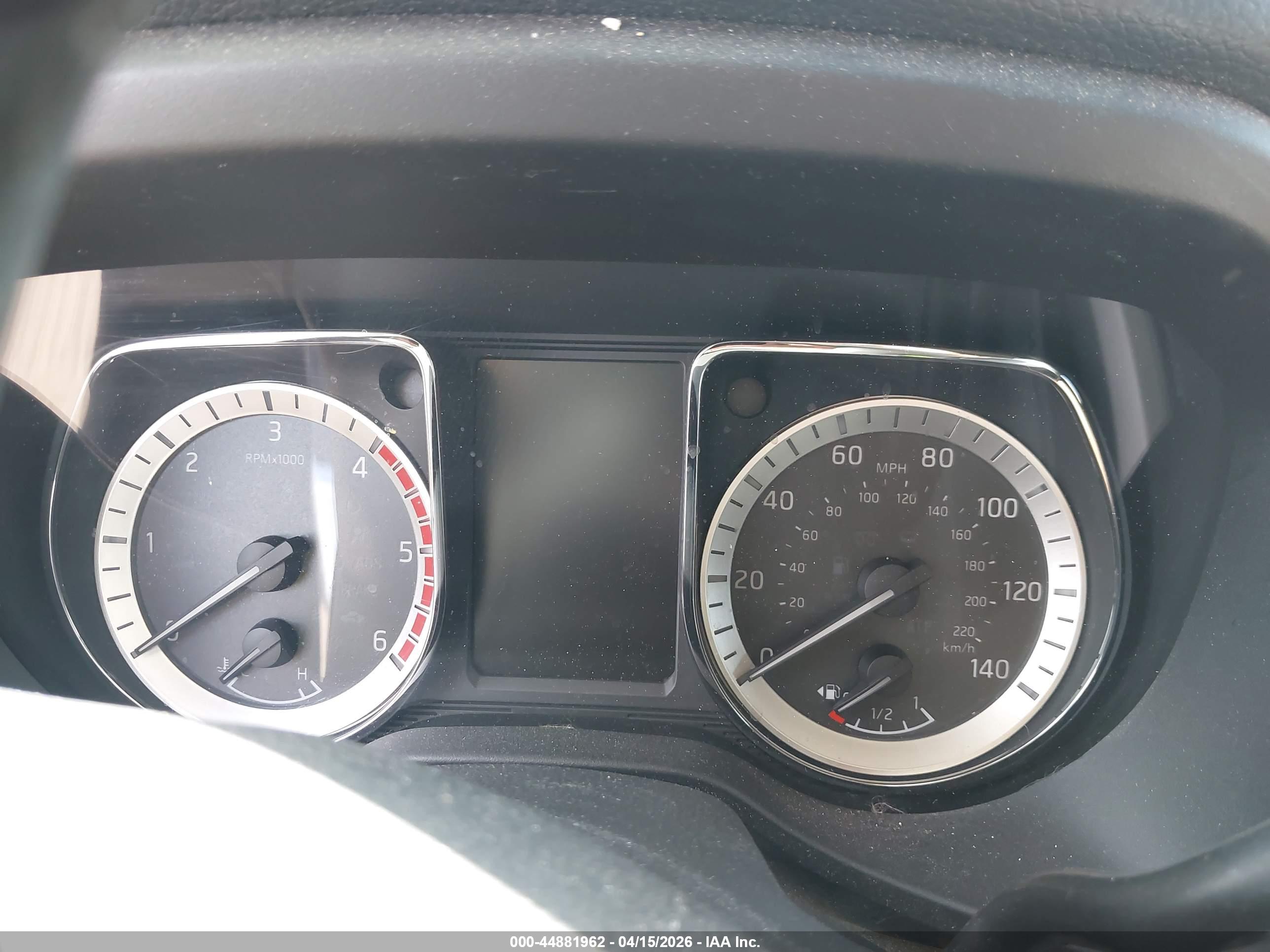 NISSAN TITAN image 7