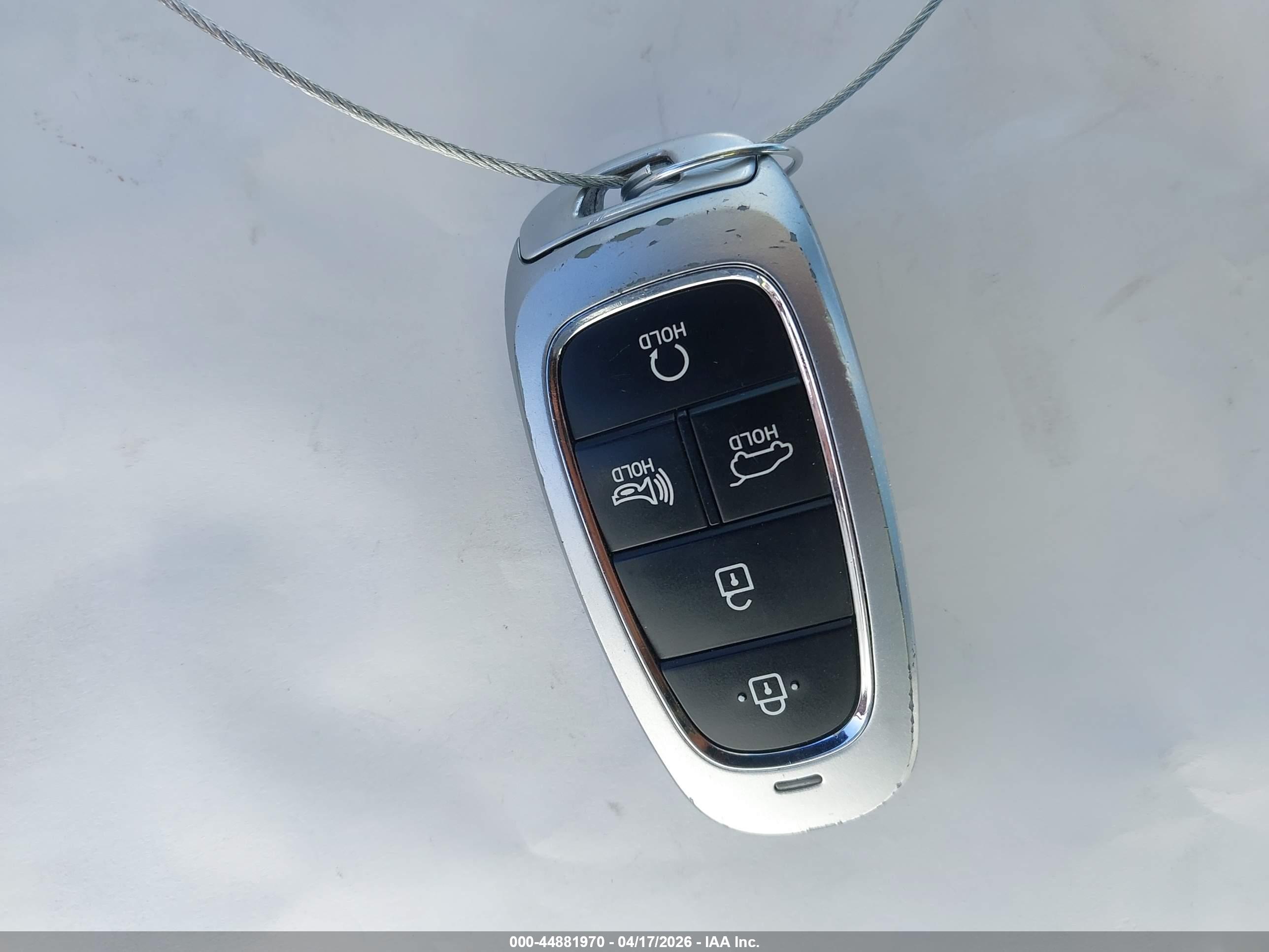 HYUNDAI TUCSON image 11