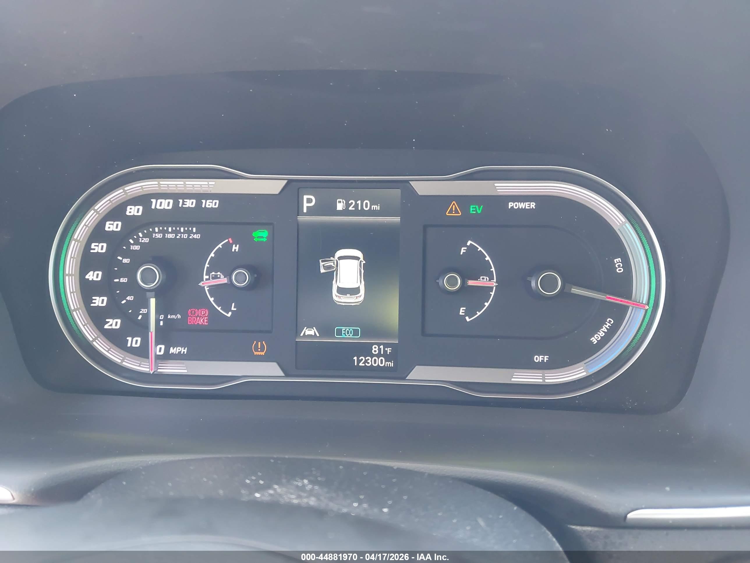 HYUNDAI TUCSON image 7