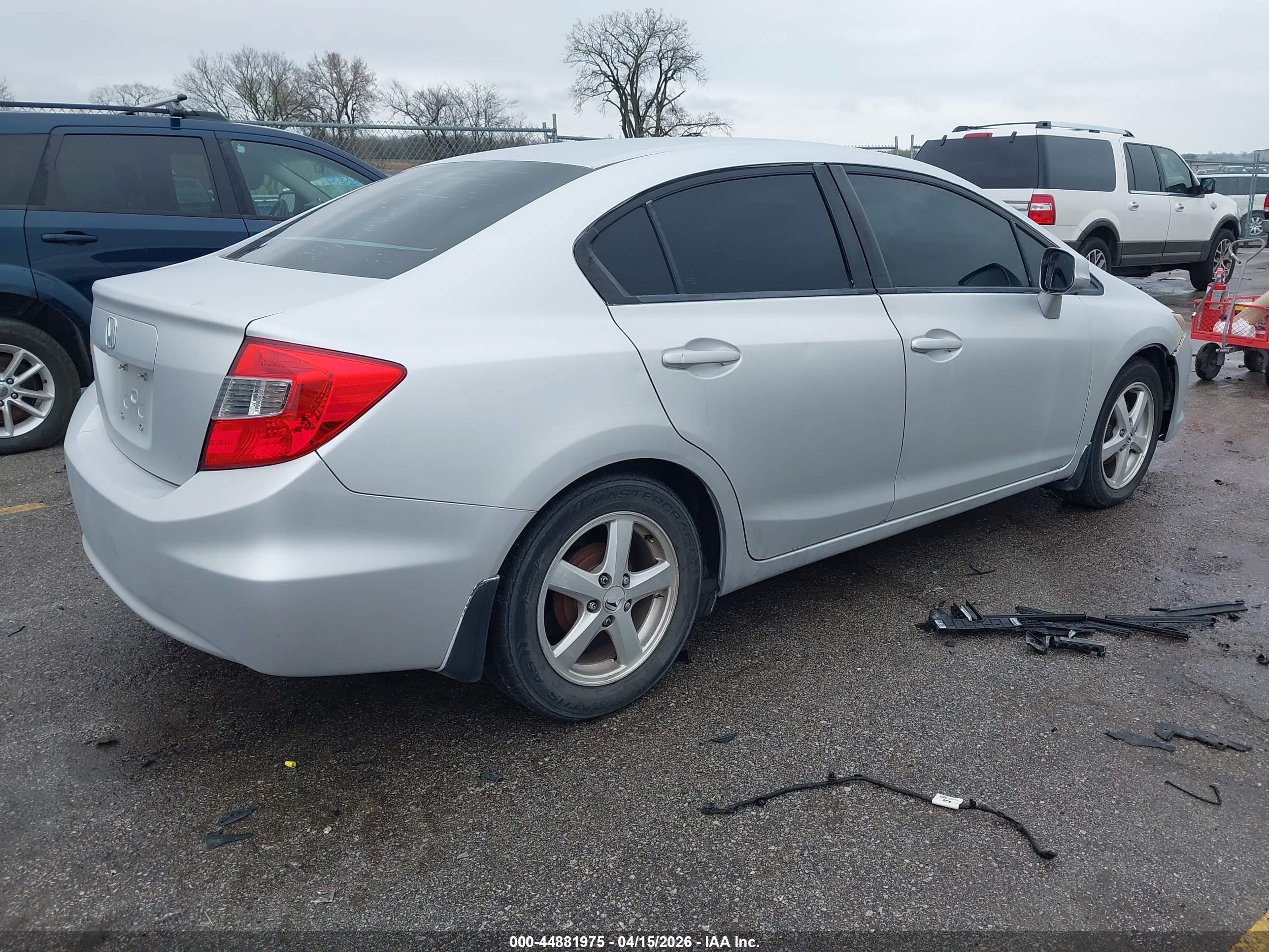 HONDA CIVIC image 4