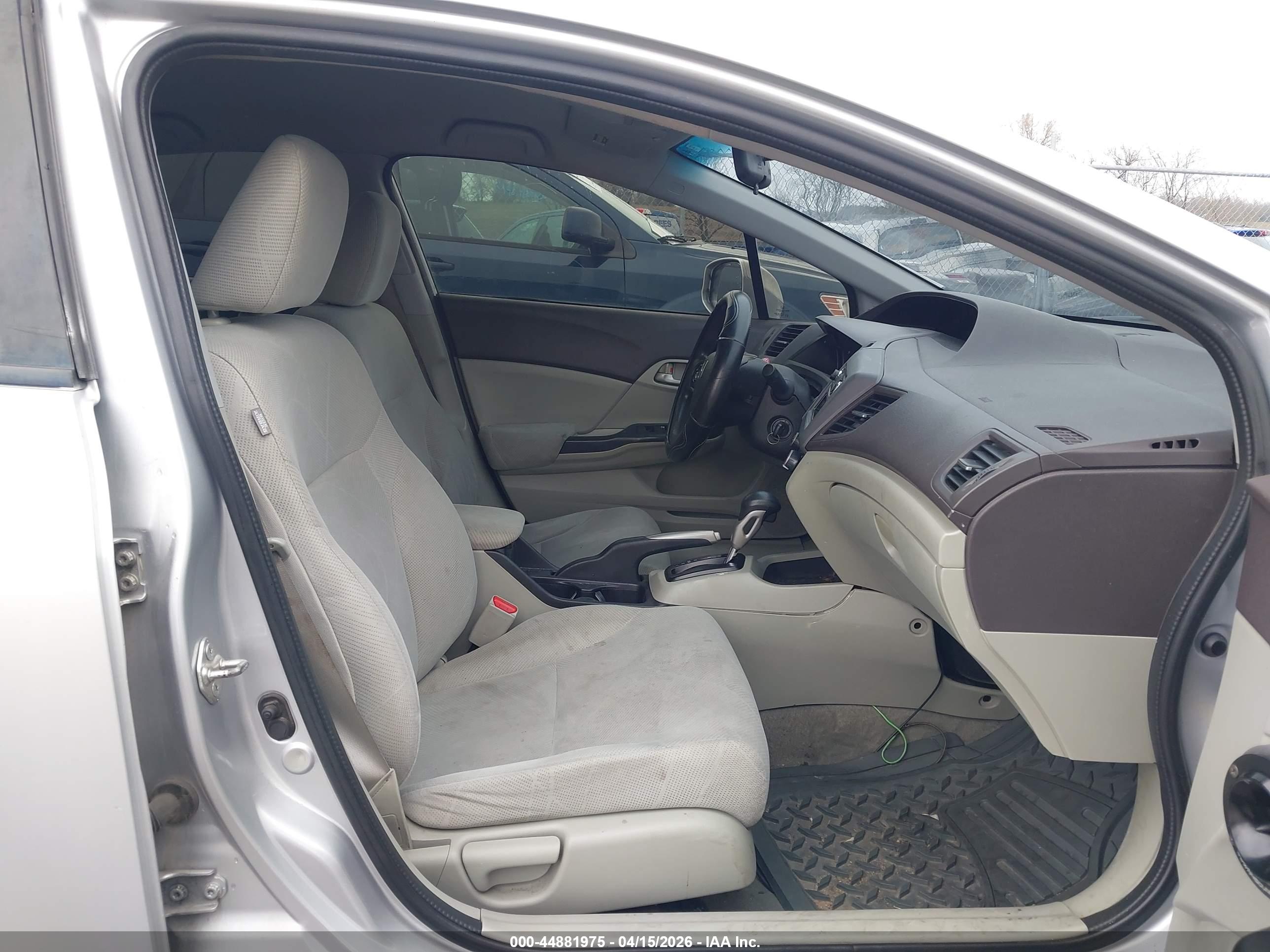 HONDA CIVIC image 5