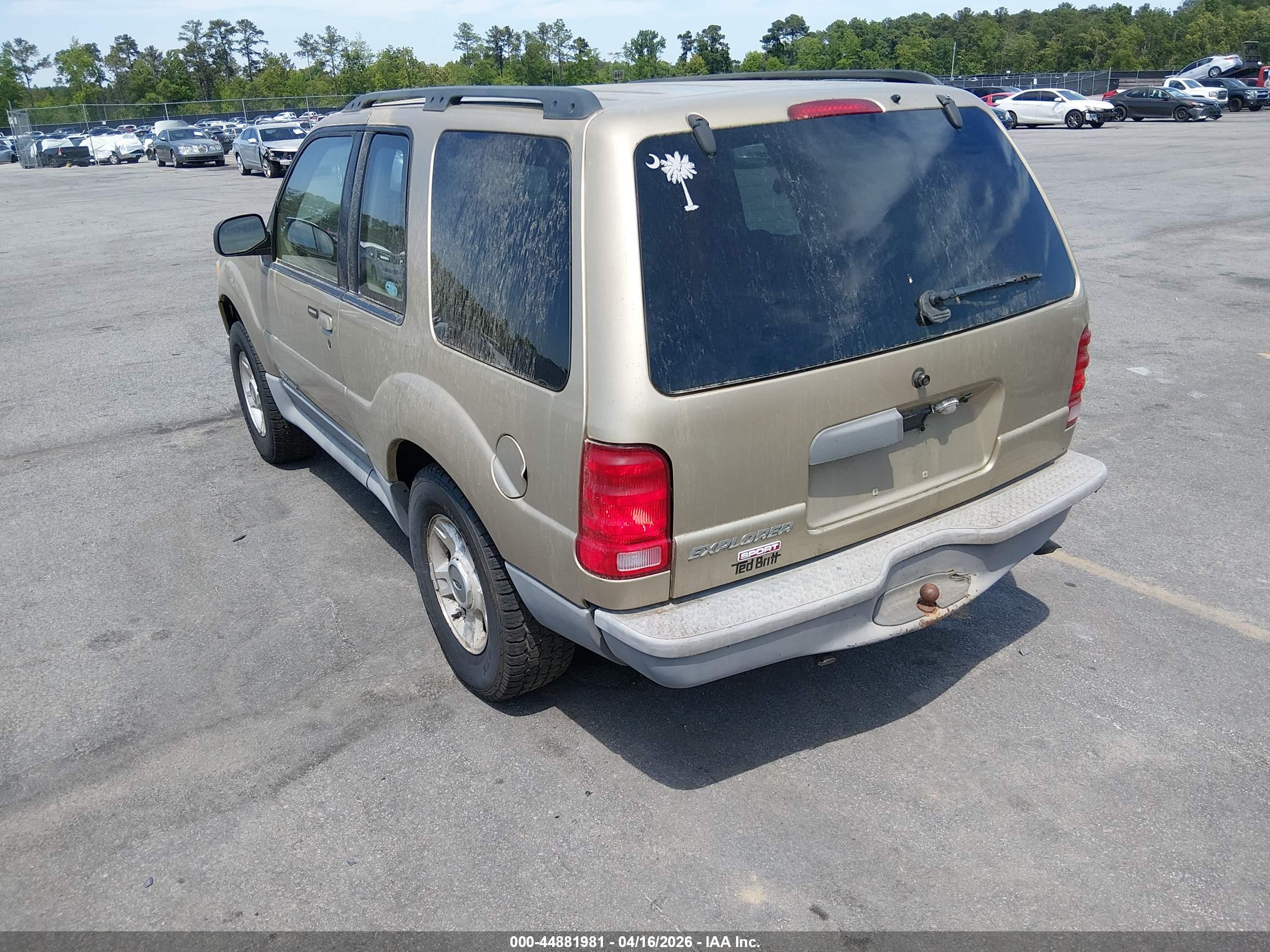 FORD EXPLORER image 3